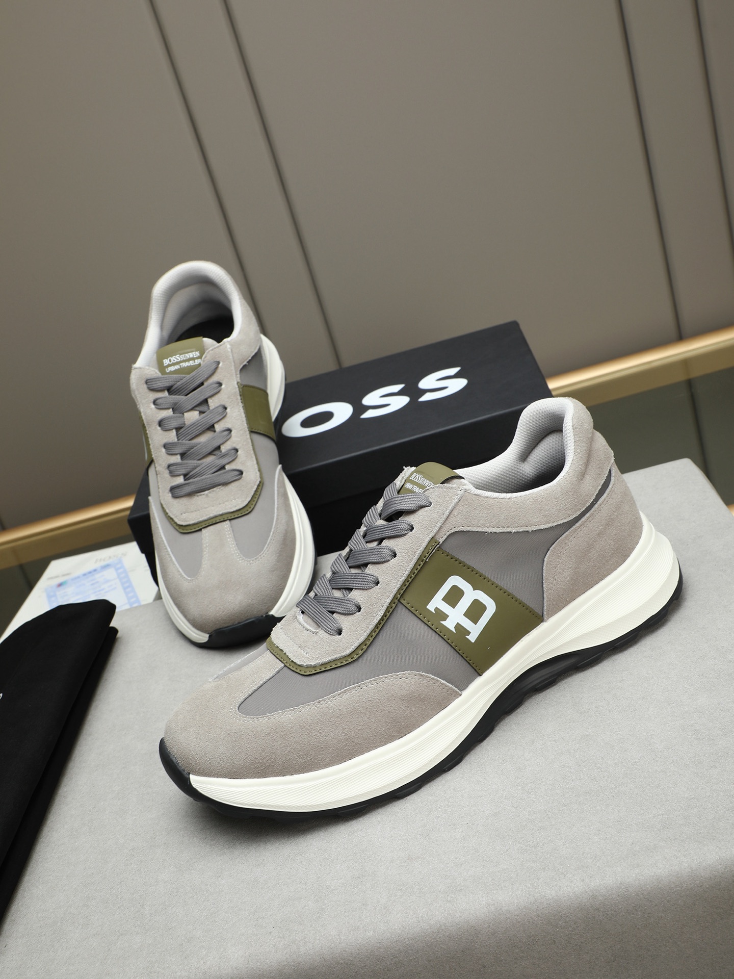BOSS Men's Stylish Lace-Up Sneakers in Gray, Comfortable & Lightweight 8 i1744796104771 5987 0 6