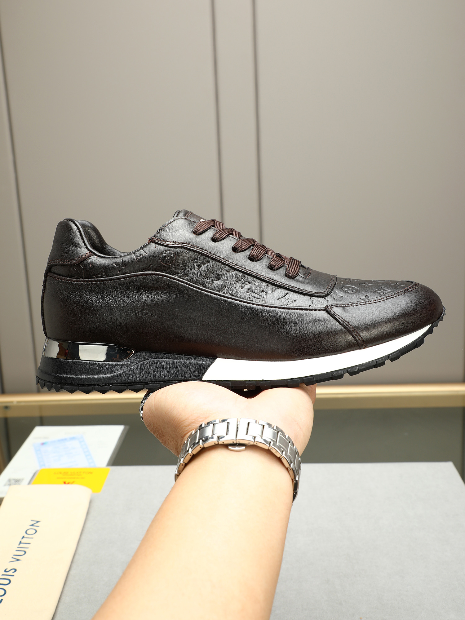 Louis Vuitton Leather Sneakers, Designer Luxury Casual Shoes Size 38-44 2 i1744796409826 3701 0 0