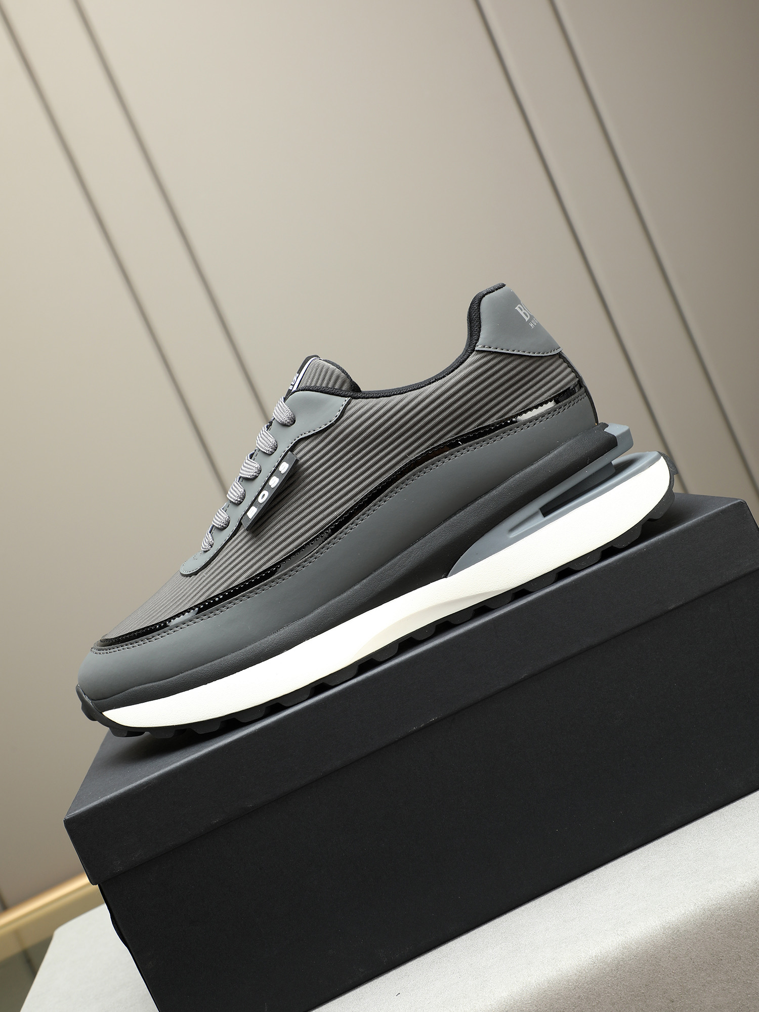 BOSS Men's Stylish Gray Leather Sneakers - Comfortable & Durable, Sizes 38-44 7 i1745312452267 1158 0 5