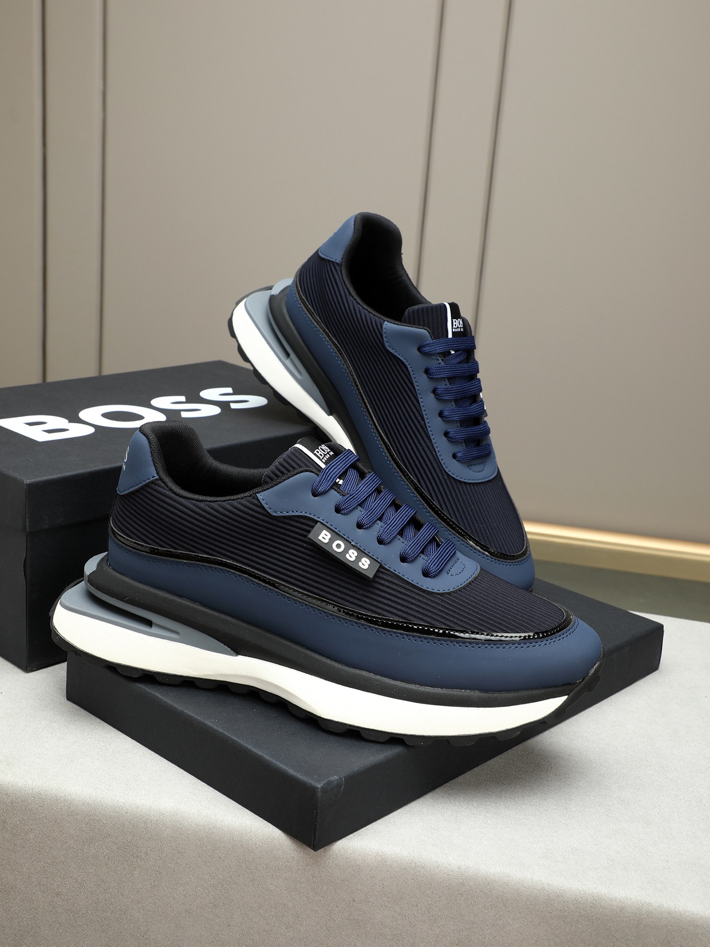 BOSS Men's Stylish Leather Sneakers - Comfortable and Breathable 5 i1745312467389 3309 0 3