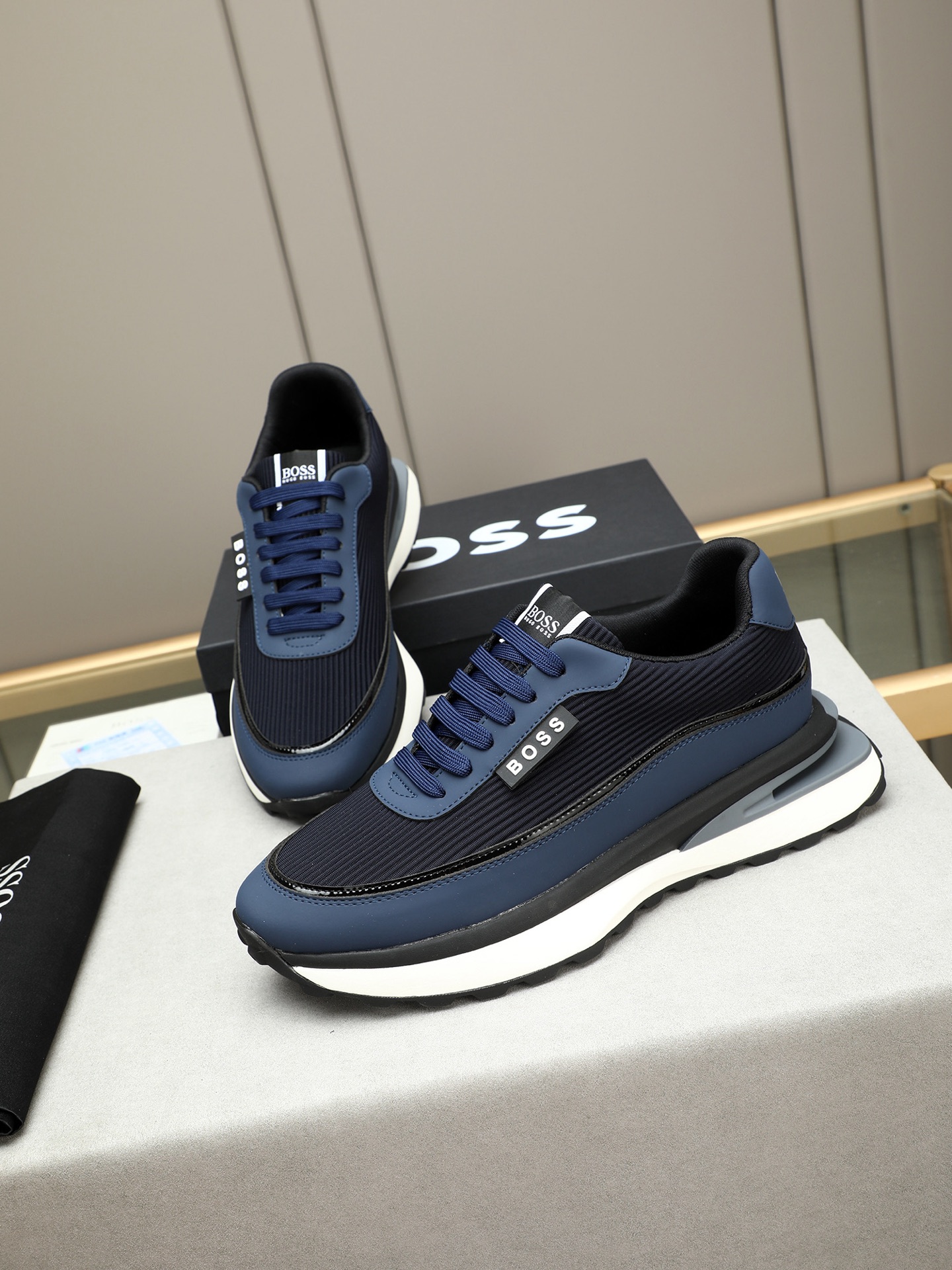 BOSS Men's Stylish Leather Sneakers - Comfortable and Breathable 8 i1745312467977 6181 0 6