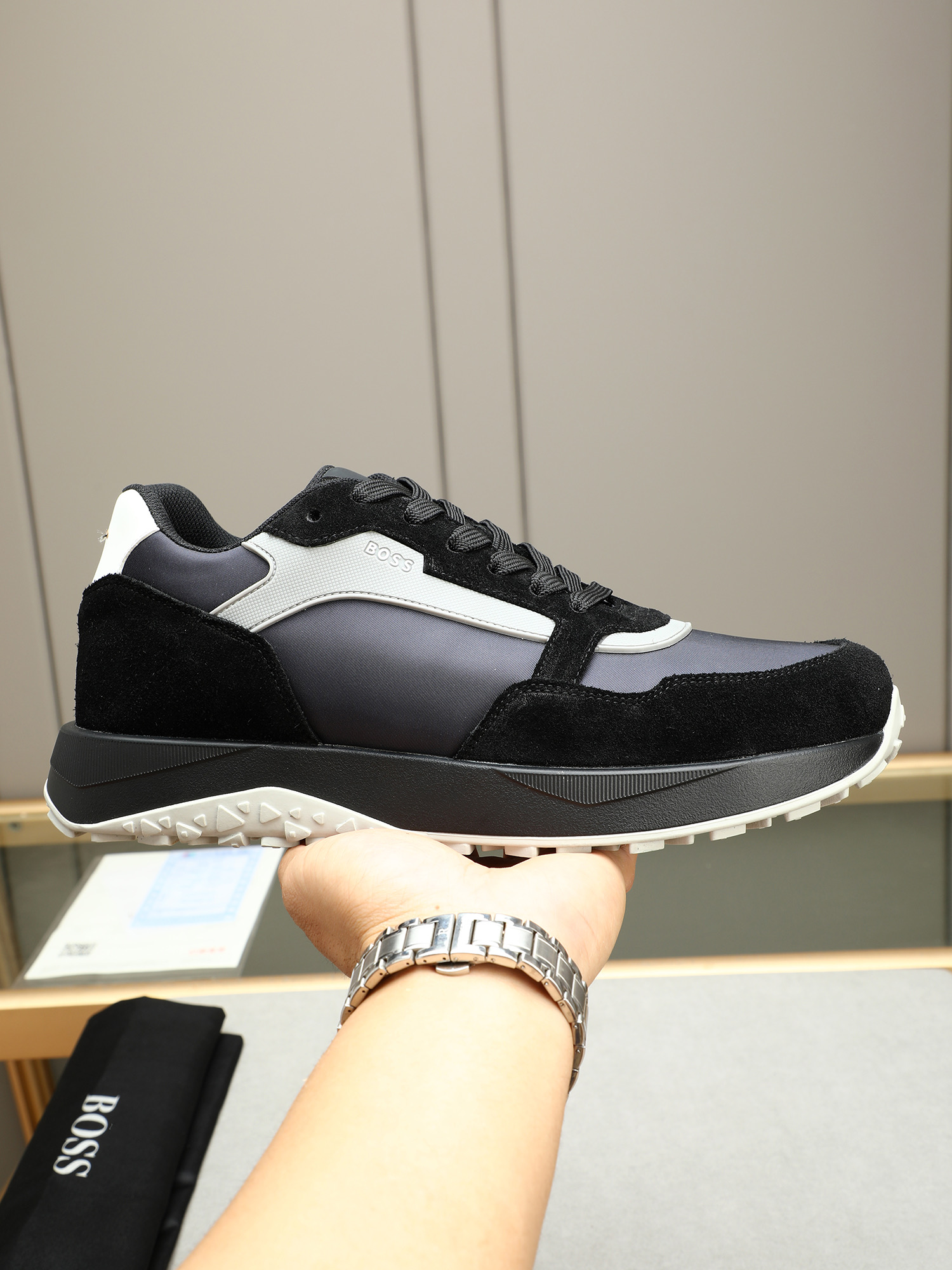 BOSS Men's Leather Sneakers - Comfortable, Stylish, and Durable 2 i1745312584614 832 0 0