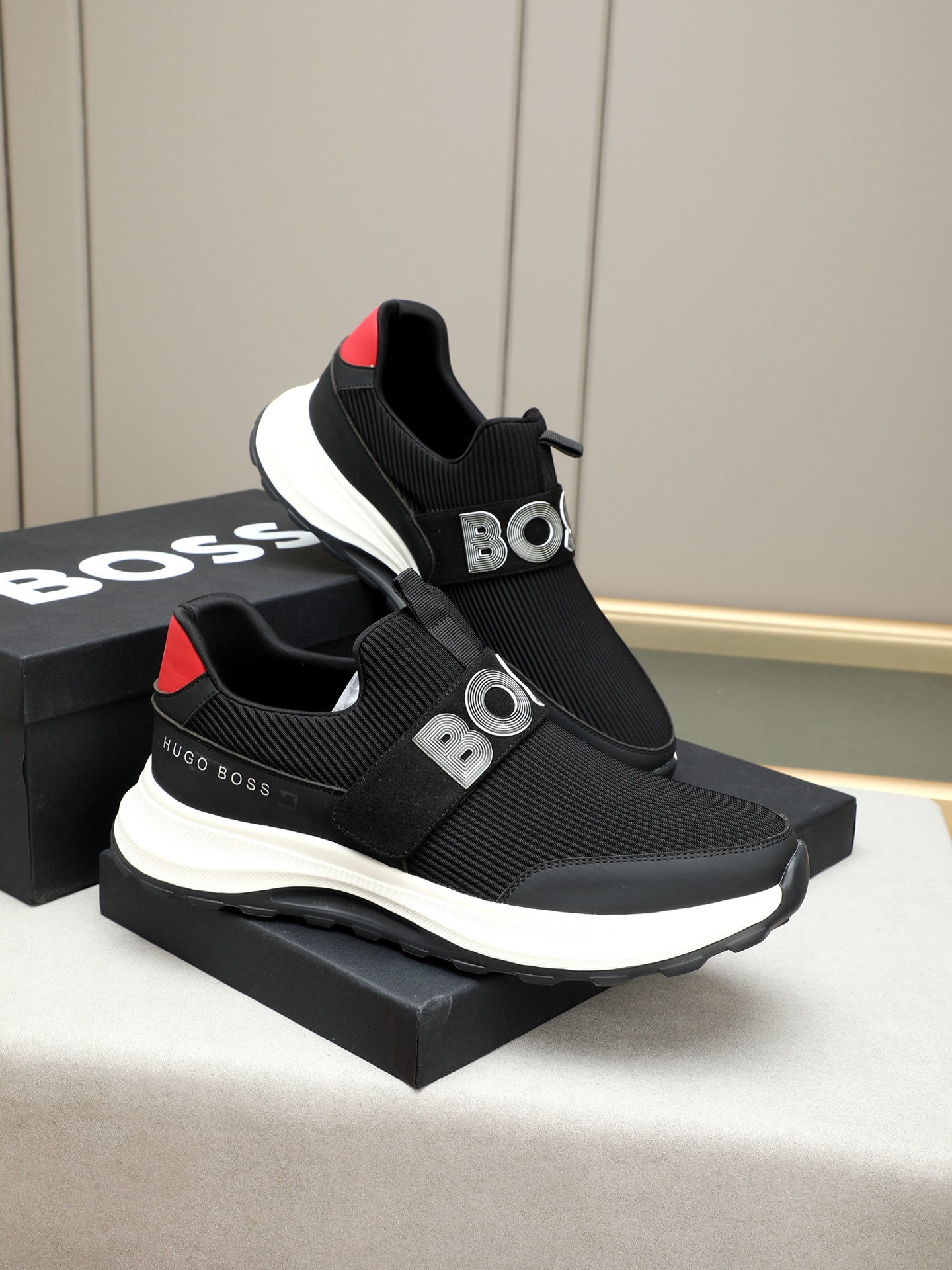 HUGO BOSS Men's Slip-On Sneakers - Leather, Breathable, Durable 5 i1745312664356 388 0 3