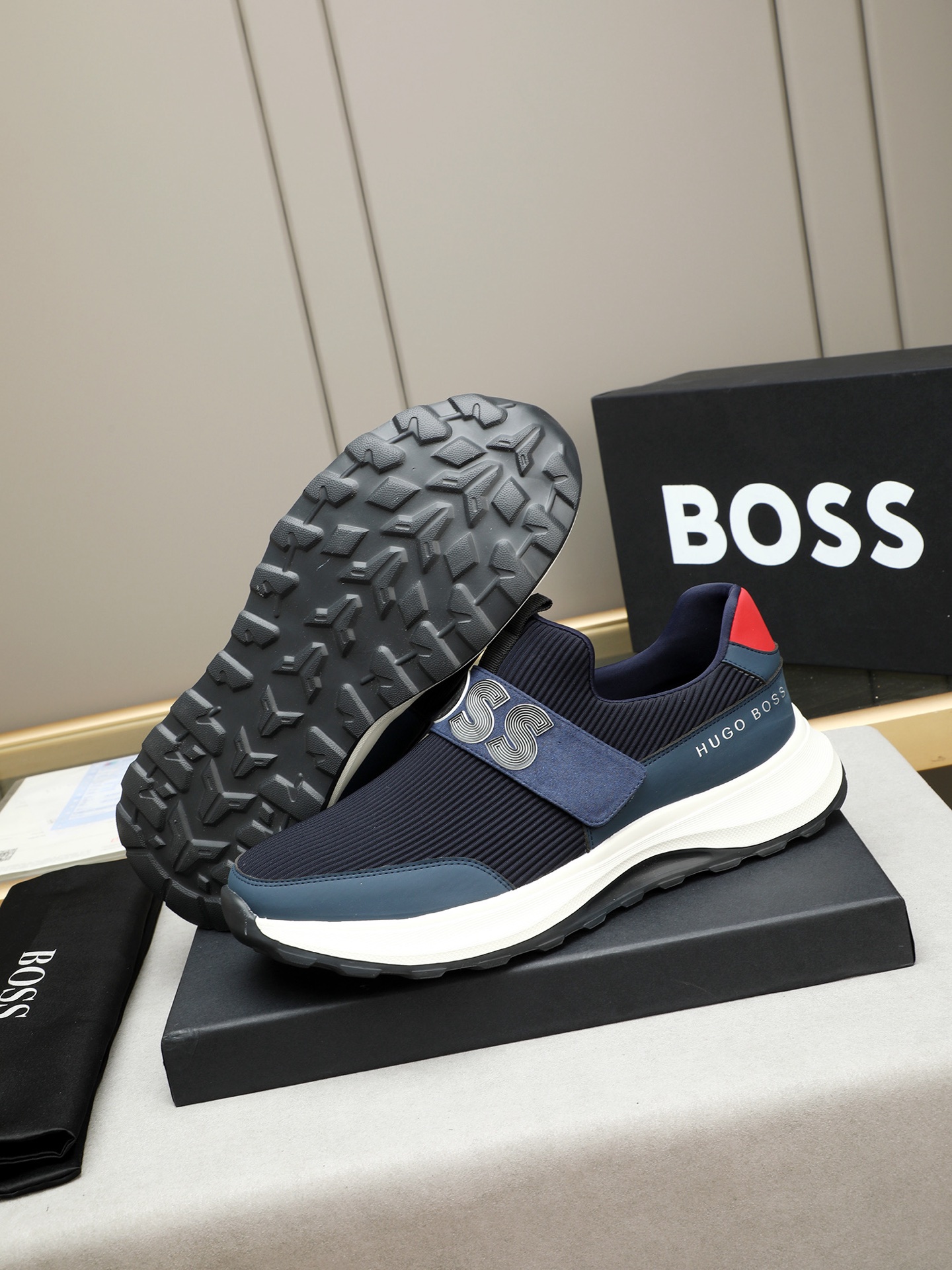 Hugo Boss Men's Slip-On Sneakers - Comfortable & Stylish Shoes 4 i1745312679293 6588 0 2