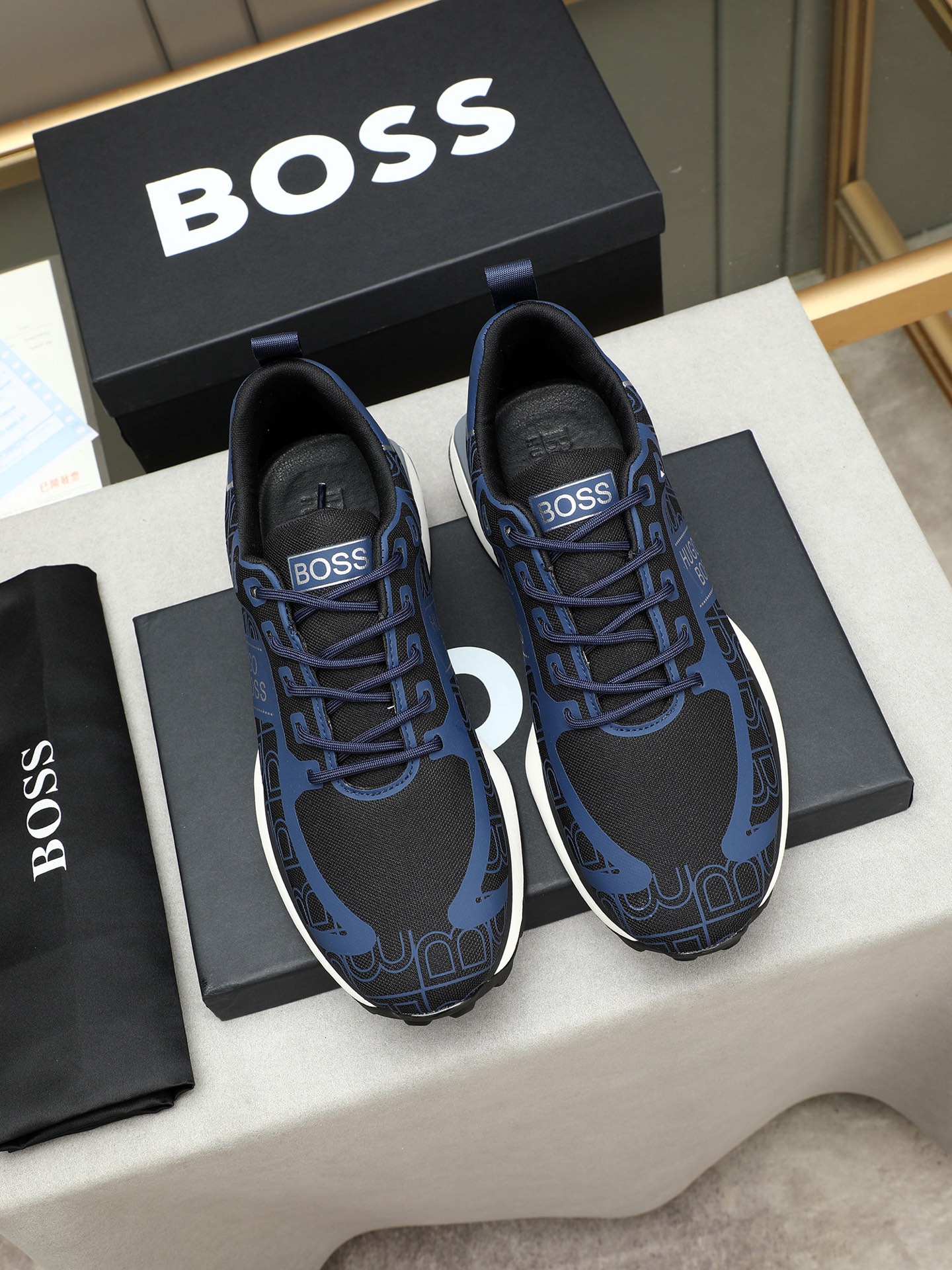 Hugo Boss Men's Leather Sneakers - Comfortable, Stylish, and Durable 10 i1745312884591 5257 0 8