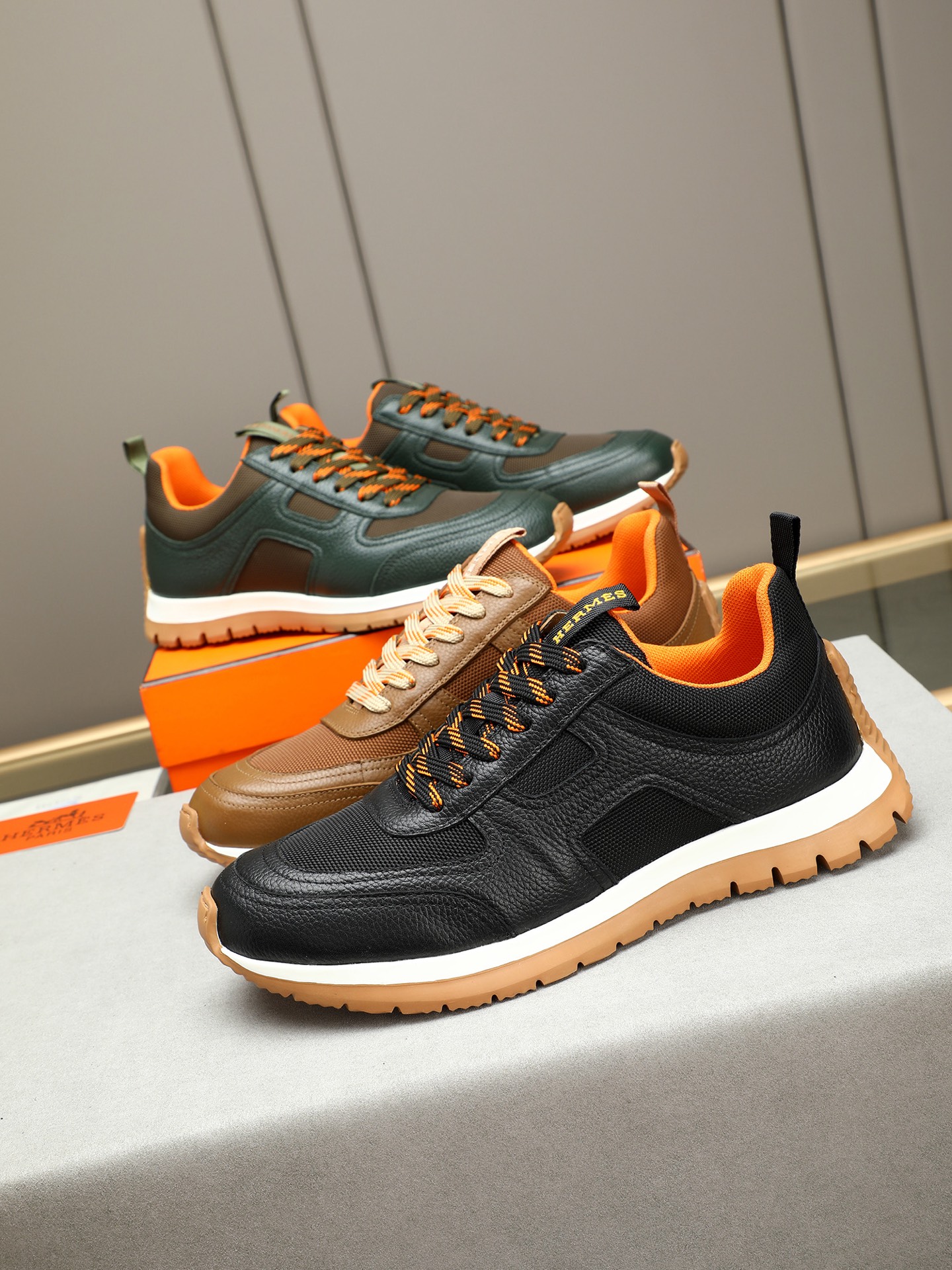 Hermès Men's Brown Leather & Mesh Sneakers - Stylish and Comfortable 10 i1745482060635 4586 0 8