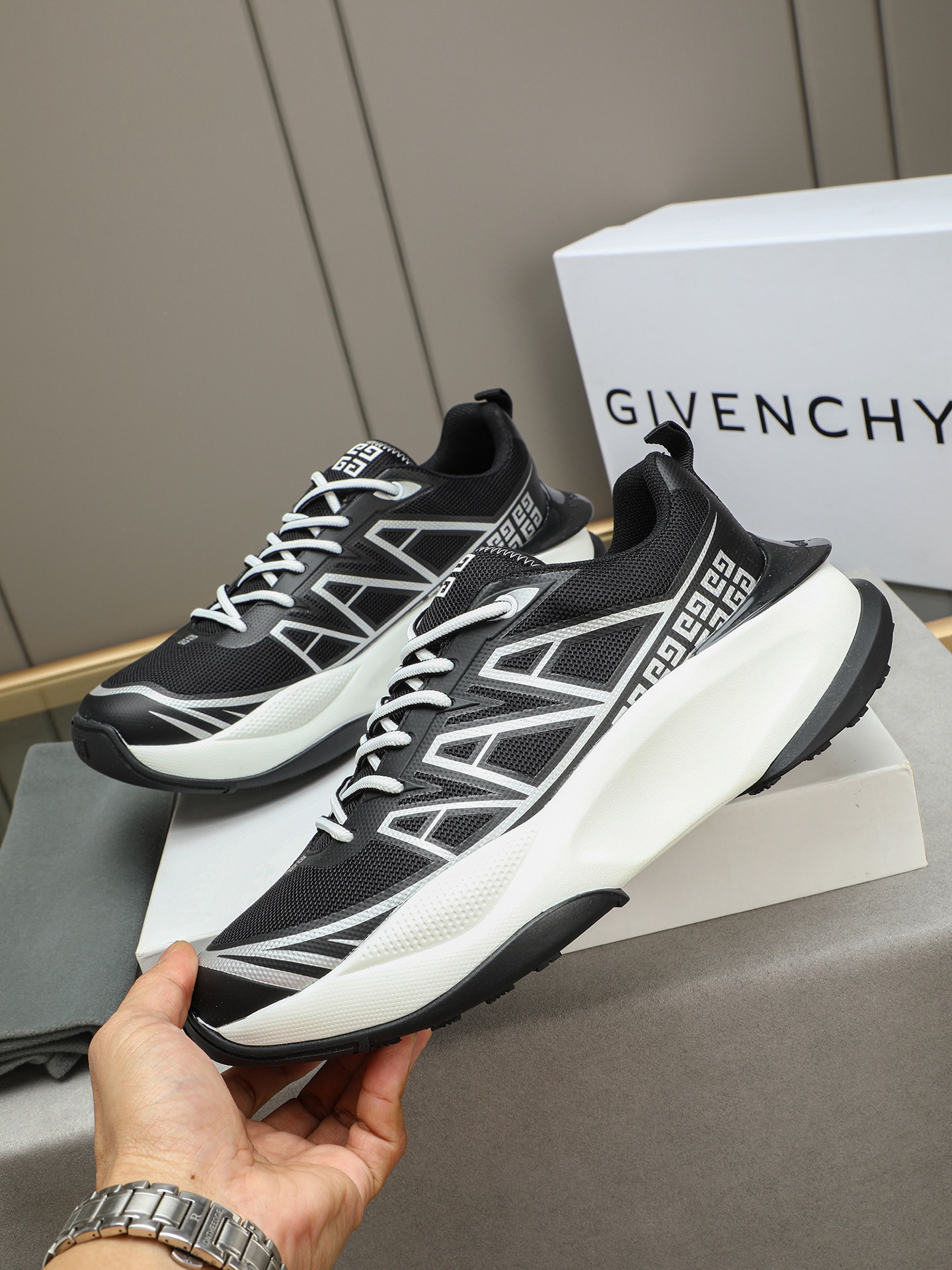 Givenchy Giv 1 Men's Chunky Height Increasing Casual Sneakers - Stylish & Comfy 3 i1745482347118 1473 0 1