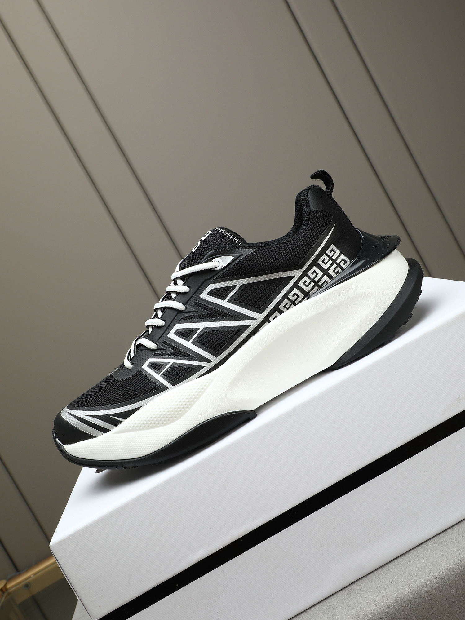 Givenchy Giv 1 Men's Chunky Height Increasing Casual Sneakers - Stylish & Comfy 6 i1745482347632 17 0 4