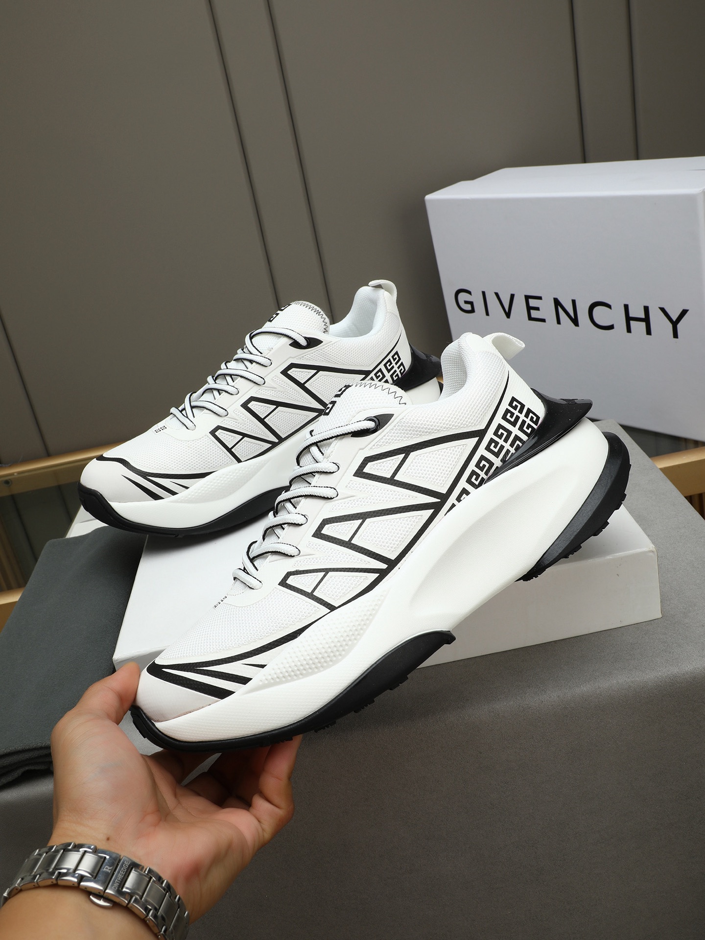 Givenchy GIV1 Men's White Leather & Mesh Lace-Up Sneakers 3 i1745482359276 1386 0 1
