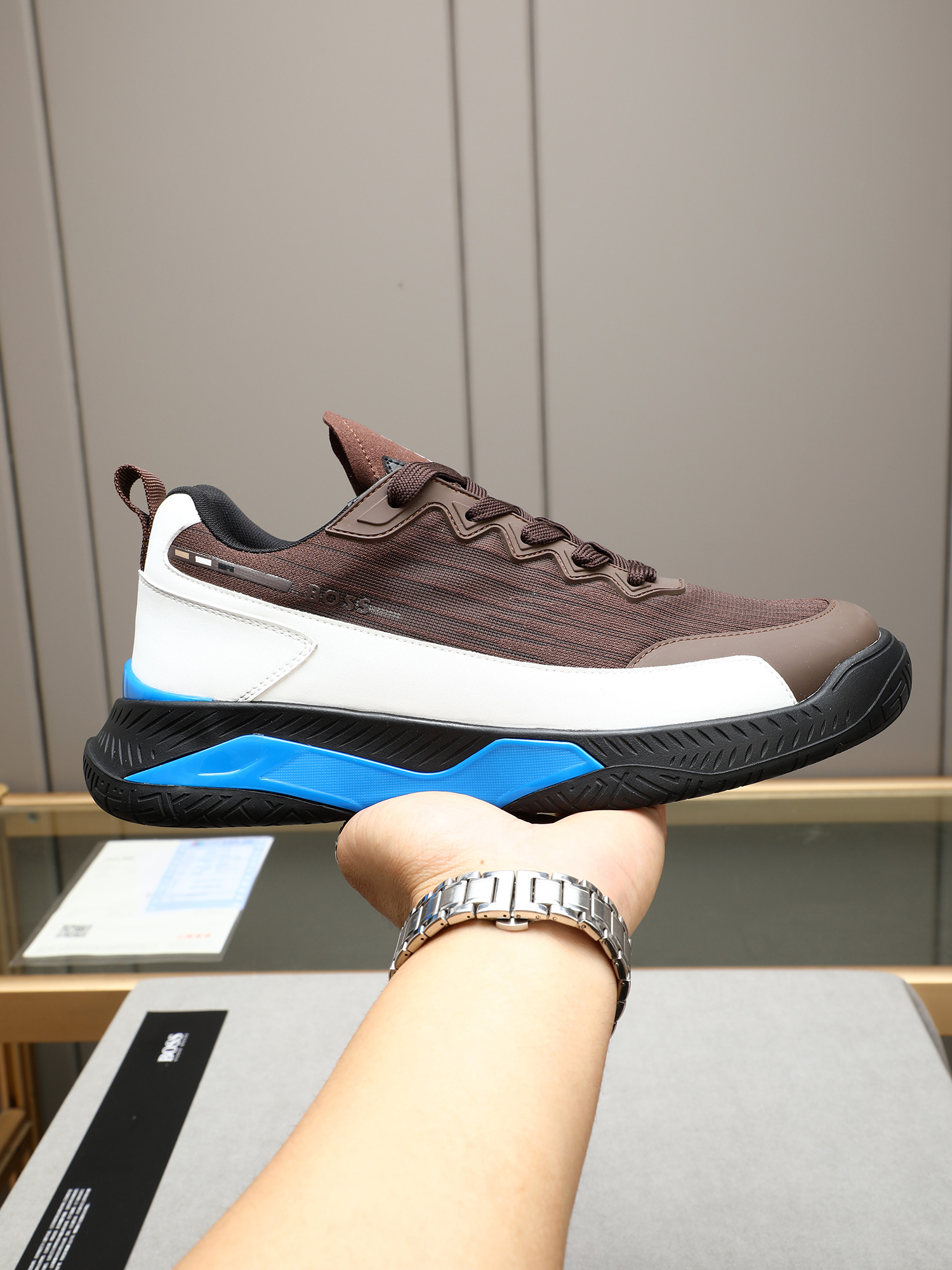 NO:354062,PBOSS high-end hottest counter design, face with imported mesh material!  Rubber wear-resistant large sole, easy to put on, light, comfortable and elastic, trendy and fashionable!  !  !  Multi-color selection!  Number of codes 38-44 (45 customized),19860909PBOSS 高端劲爆款 专柜设计 面部采用网料进口滴胶！橡胶耐磨大底,上脚方便,轻盈舒适有弹力,新潮时尚！！！多色选！码数38-44（45定做）,,Men's shoes