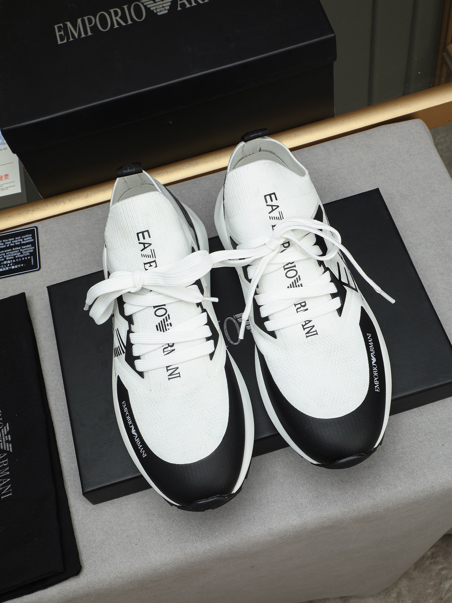 Armani Men's Casual Sneakers, Fly-Knit Upper, Breathable, Comfortable, Sizes 38-44 8 i1745483457840 30 0 6