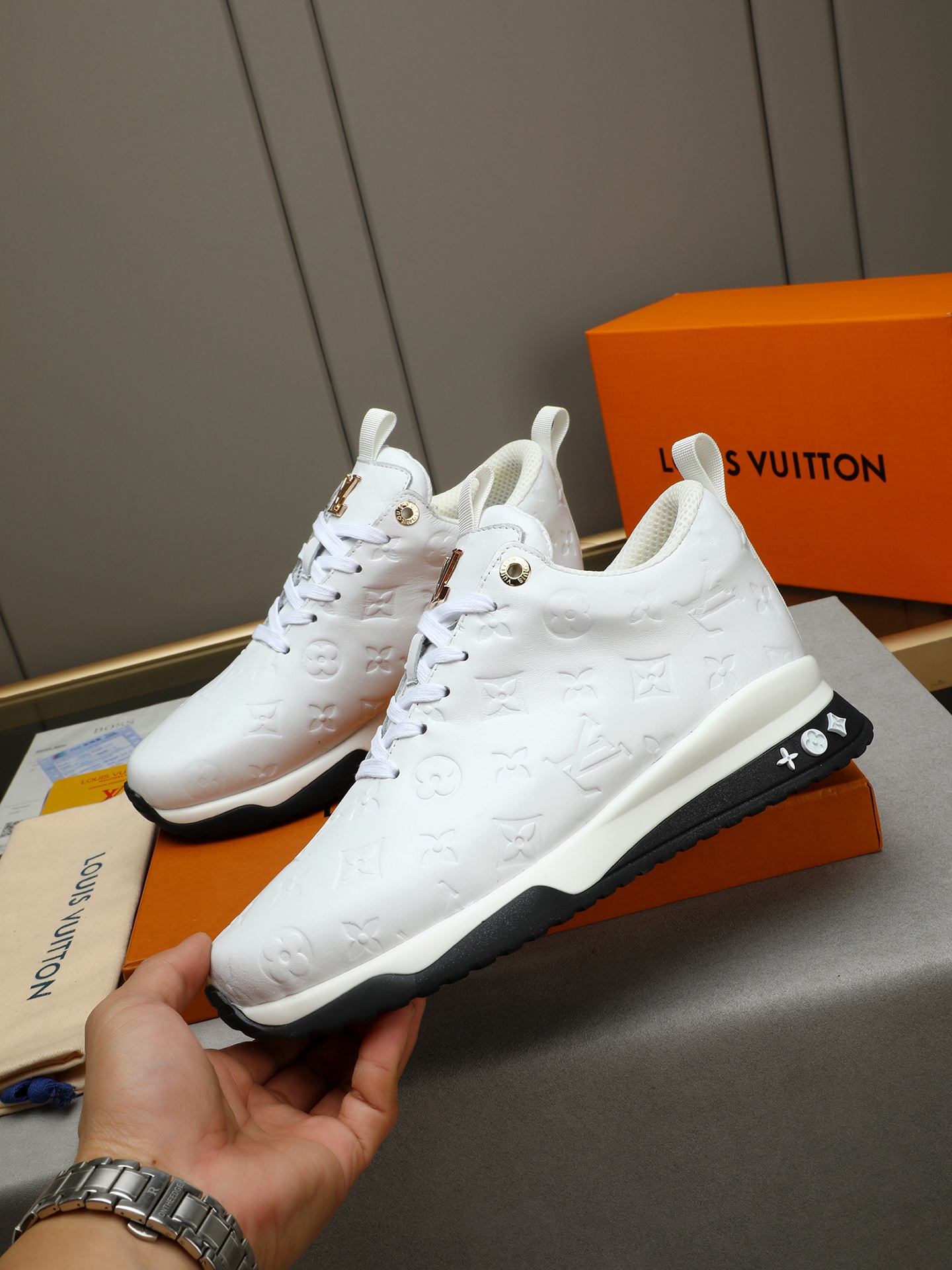 Louis Vuitton Men's White Leather Casual Sneakers with Monogram Embossing 3 i1745483937947 9382 0 1