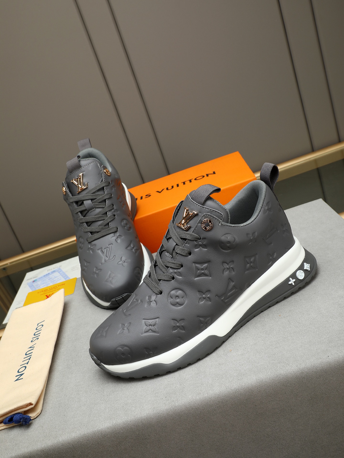Louis Vuitton Embossed Leather Sneakers - Iconic Style & Comfort (Sizes 39-44) 8 i1745483952025 5176 0 6