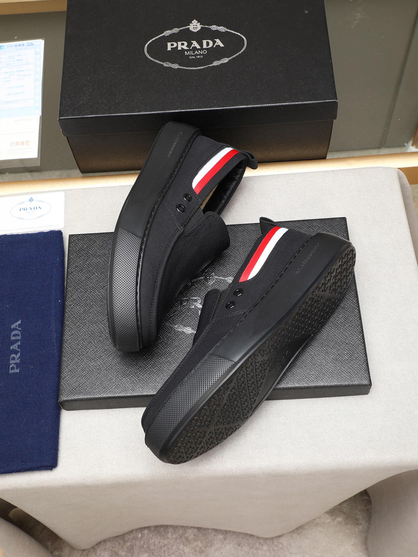 Stylish Canvas Slip-On Sneakers with Lightweight Sole, Sizes 38-44 9 i1745658400987 4385 0 7