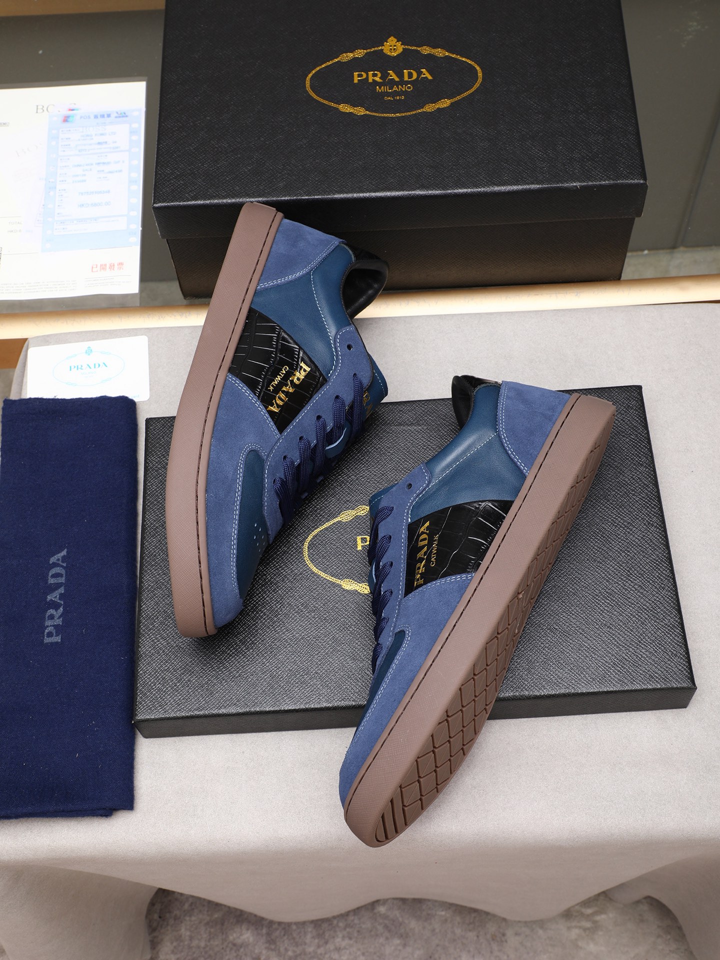 Prada Men's Blue Leather Low-Top Sneakers Fashion Casual Shoes 7 i1746697147093 978 0 5