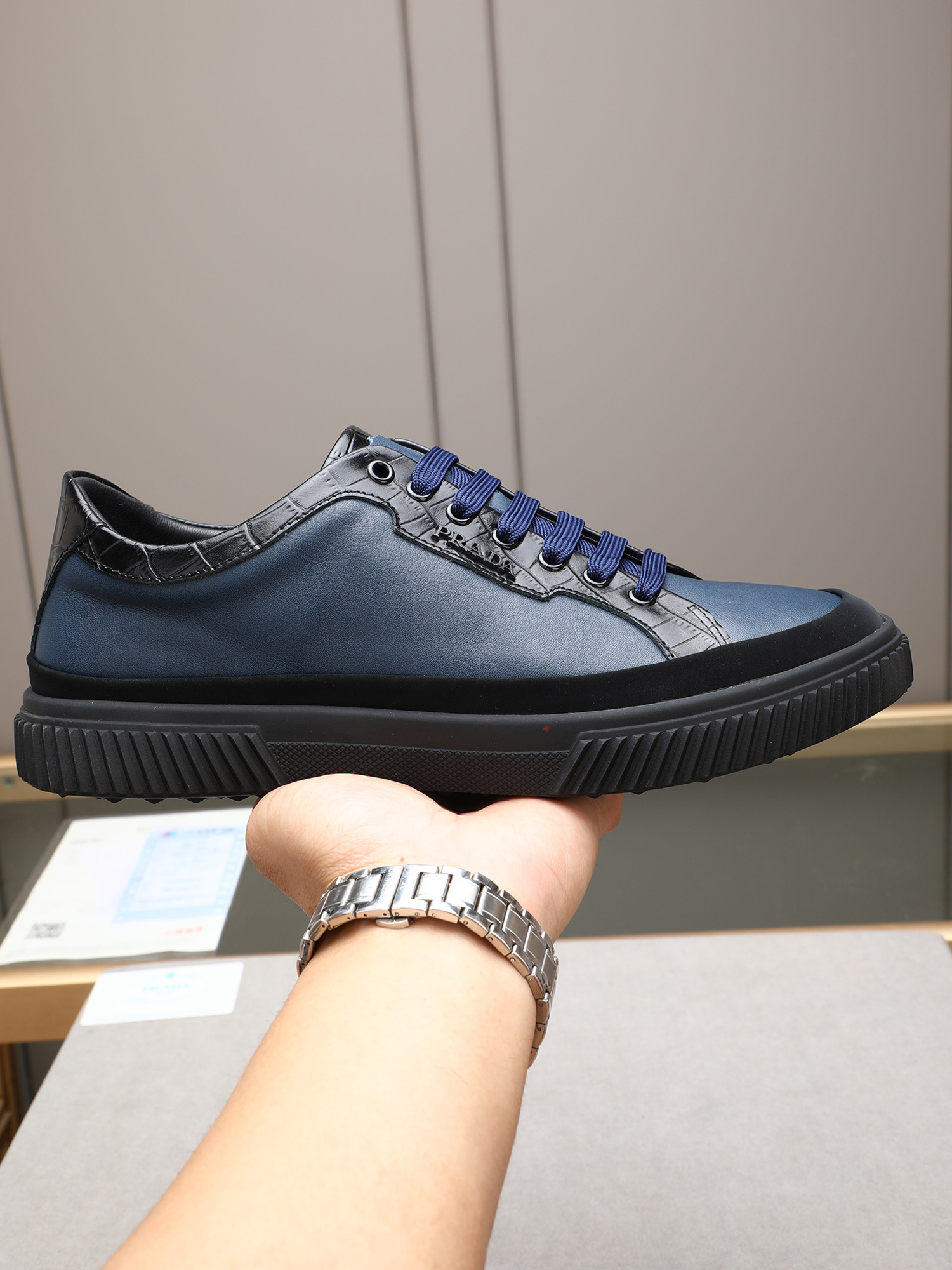 Prada Men's Blue Leather Low-Top Sneakers, Fashionable & Comfortable Shoes 2 i1746697459062 3205 0 0