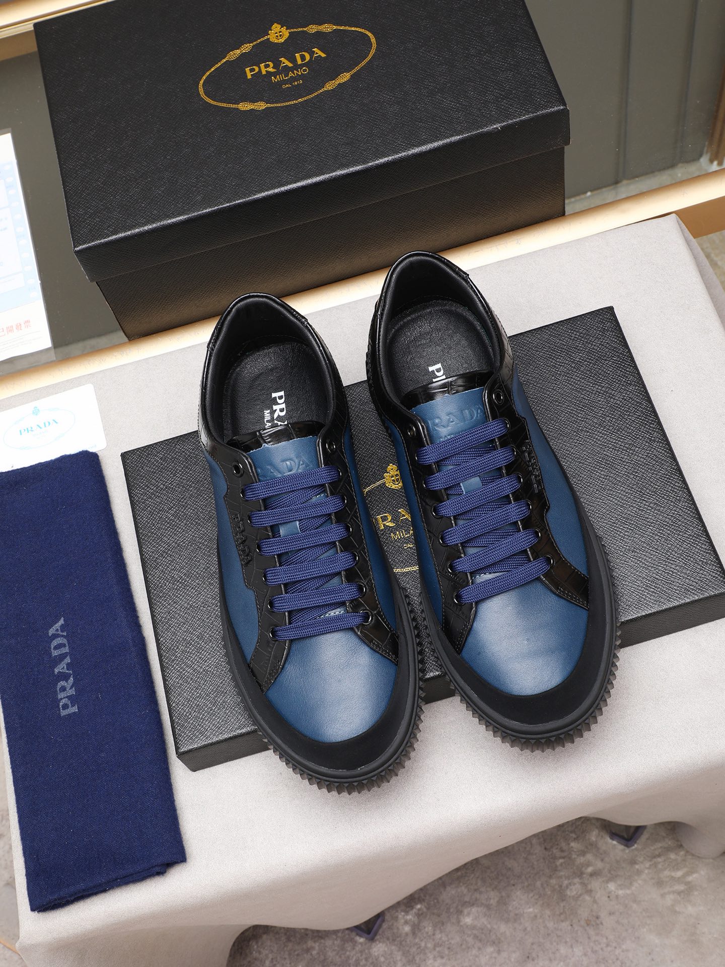 Prada Men's Blue Leather Low-Top Sneakers, Fashionable & Comfortable Shoes 7 i1746697459387 8245 0 5