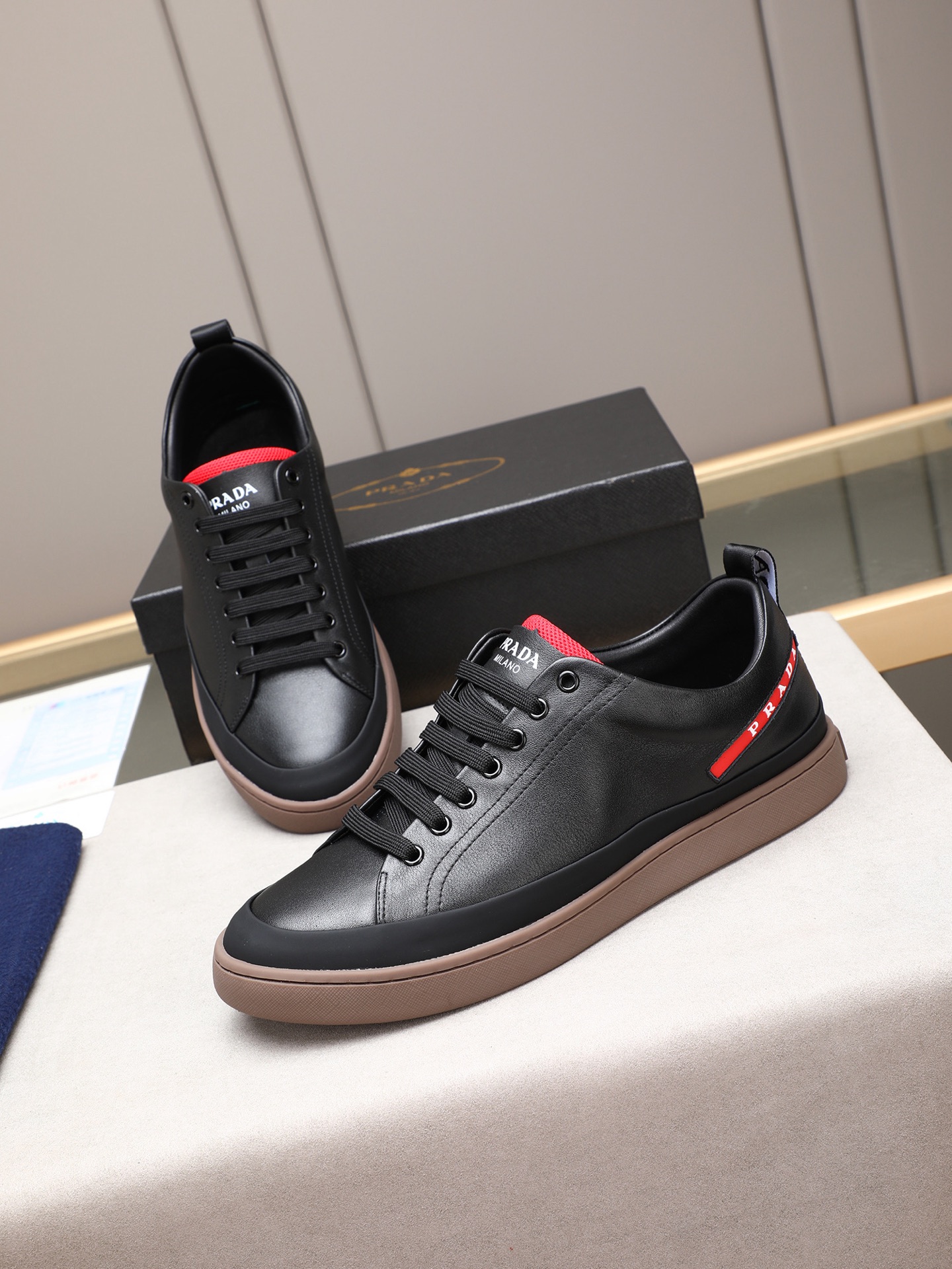 Prada Men's Leather Casual Sneakers Designer Fashion Comfort Shoes 9 i1746697814462 6855 0 7