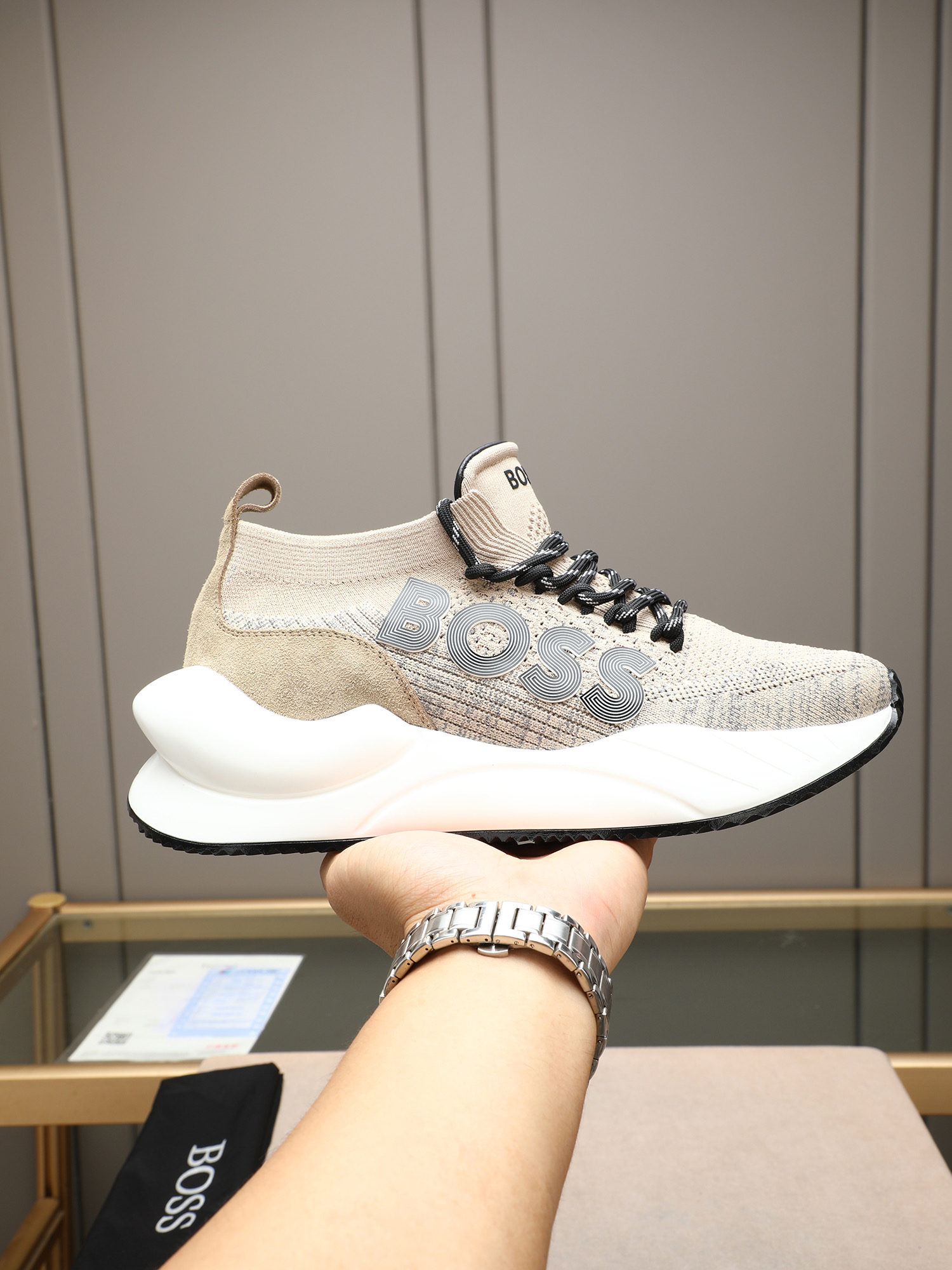 NO:355384,P Boss men's casual sneakers, imported integrated fly woven fabric, side logo is domineering! Breathable and not stuffy, breathable pure cotton inner, soft and comfortable on the upper foot, TPU large soles feel lightweight!  Size38-44 (45 46 customization),,sneakers19860909P Boss男士休闲运动鞋,进口一体飞织面料,侧面Logo霸气十足!透气不闷脚 透气纯棉内里,上脚柔软舒适 TPU大底脚感轻便！Size38-44（45 46定制）,,sneakers,Men's shoes