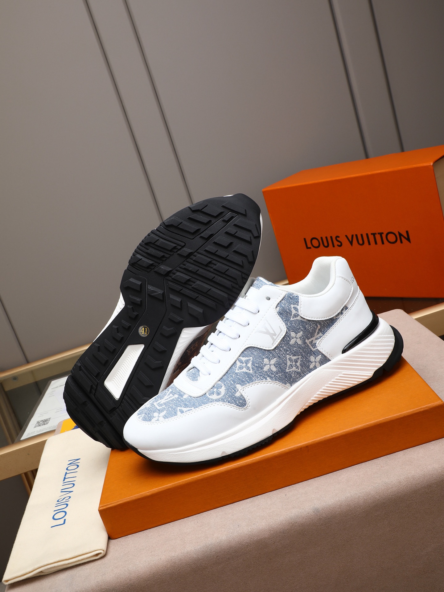 LOUIS VUITTON PP528 - 高品質牛皮スニーカー