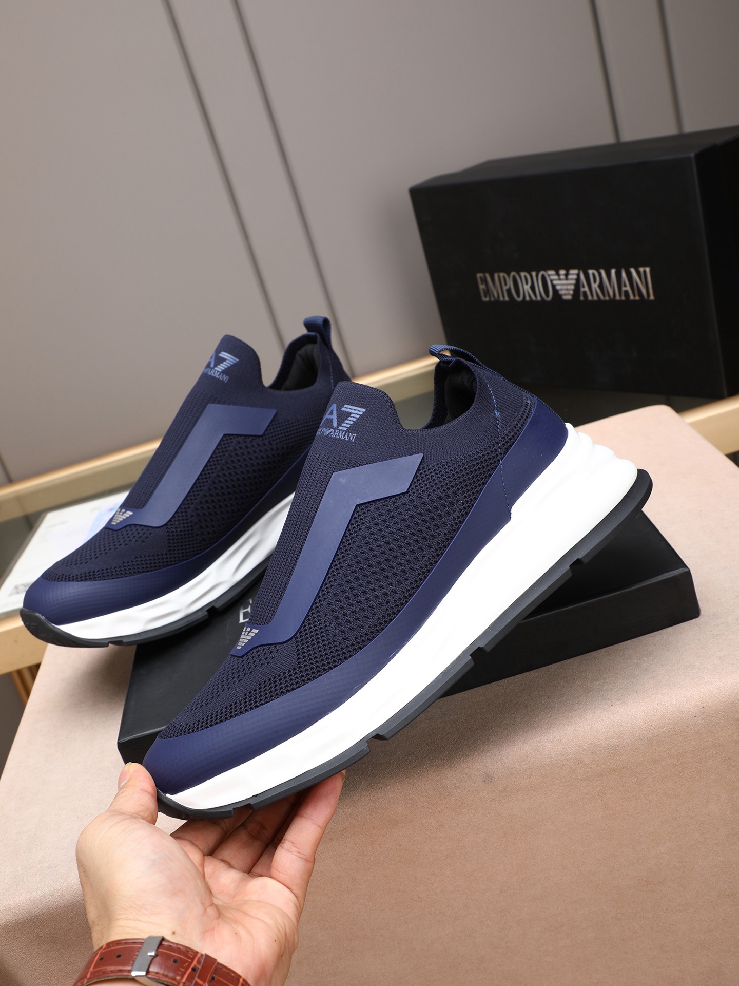 Armani Style Leather Men's Shoes Lookbook Reference image 2