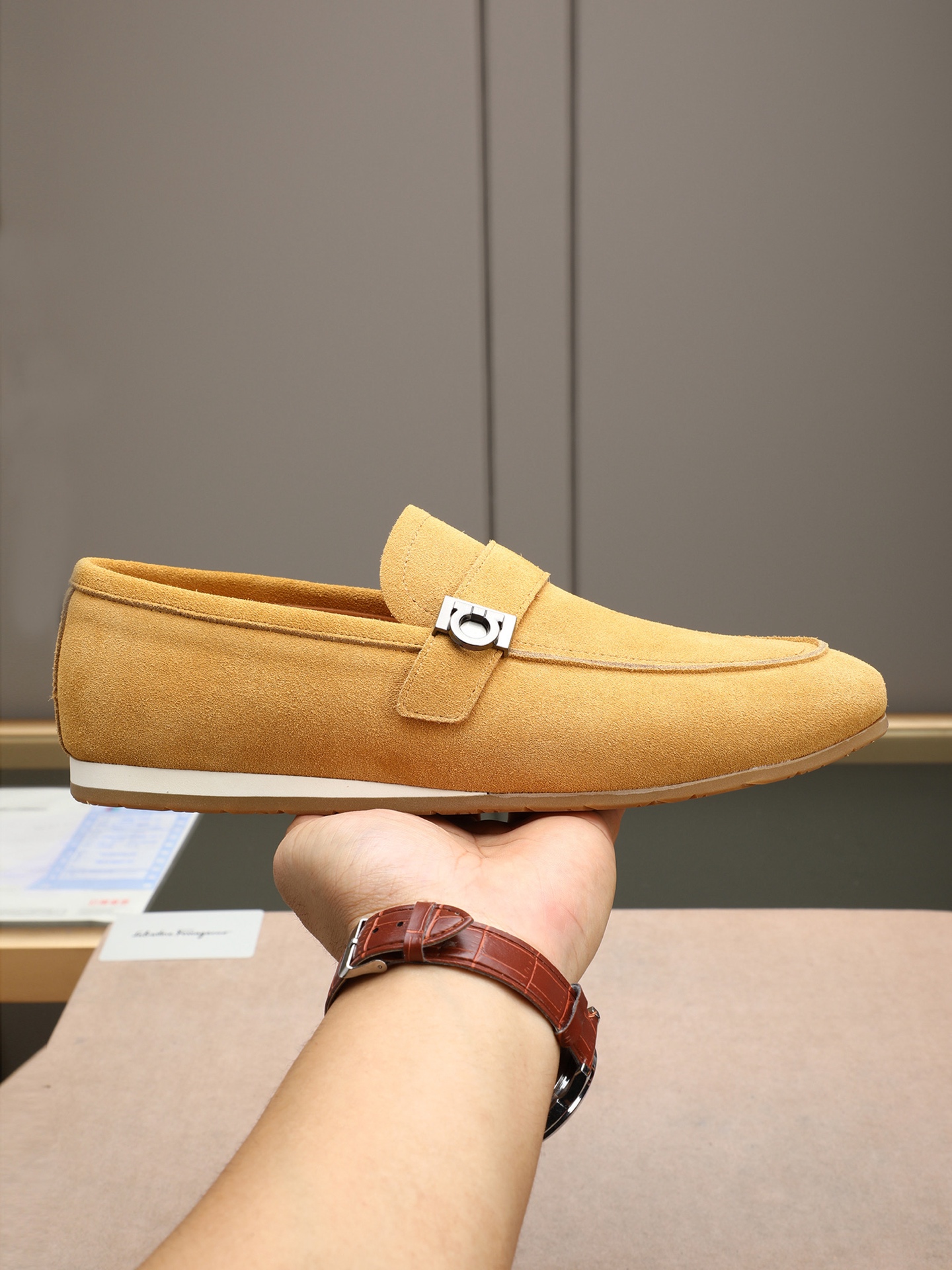 实价310  Ferragam菲拉格慕新款面料采用全进口头层磨砂牛皮，看得见的质感，重工车线，内里本染小牛皮，标配logo牛皮垫脚，大牌体验，上脚柔软舒适，男士臻享，专用防滑耐磨橡胶鞋底，轻松驾驭各种场合, Size：38-44（45定做）