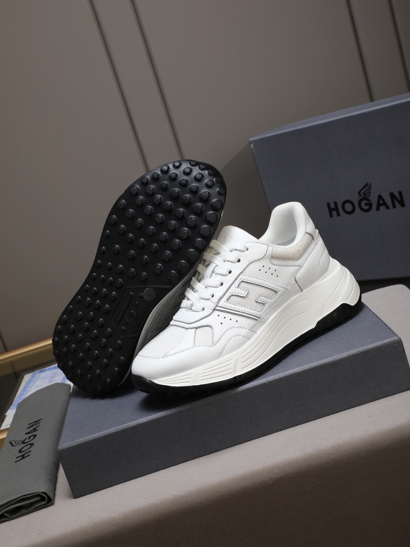 Hogan H-Stripes Leather Platform Sneakers Chunky Sole Lace-Up White 4 i1758619970050 6933 0 2