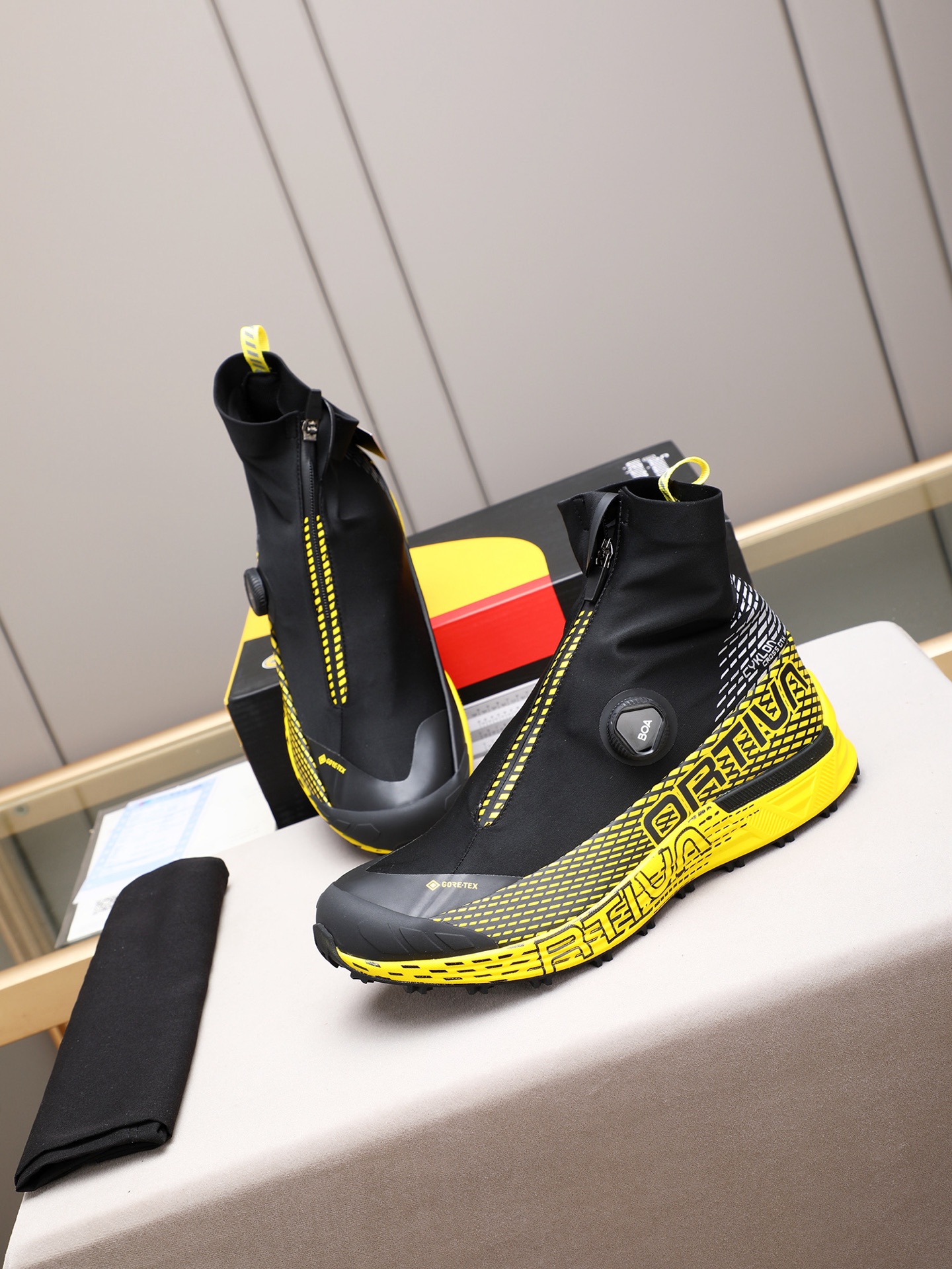 נעלי הרי הליכה La Sportiva Equilibrium ST GTX - נוחות, עמידות וביצועים 10 i1758620829020 7150 0 8