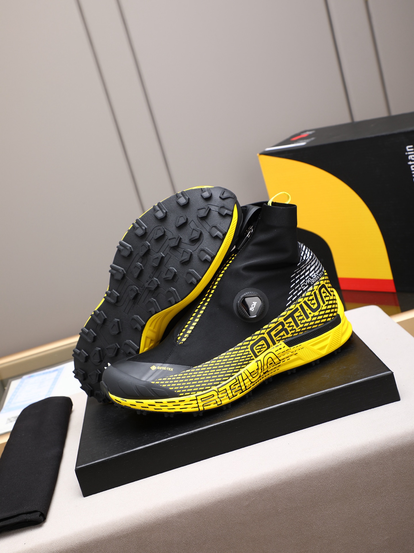 נעלי הרי הליכה La Sportiva Equilibrium ST GTX - נוחות, עמידות וביצועים 4 i1758620829552 5280 0 2