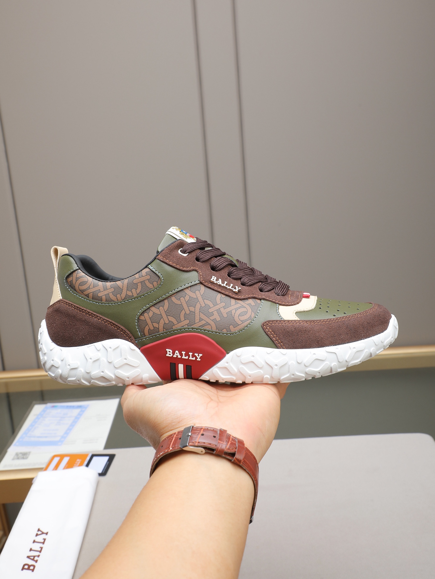 _ddA9s7rhGO_U1S0-nhNniYUWQEeOqy8Q3H02zTg