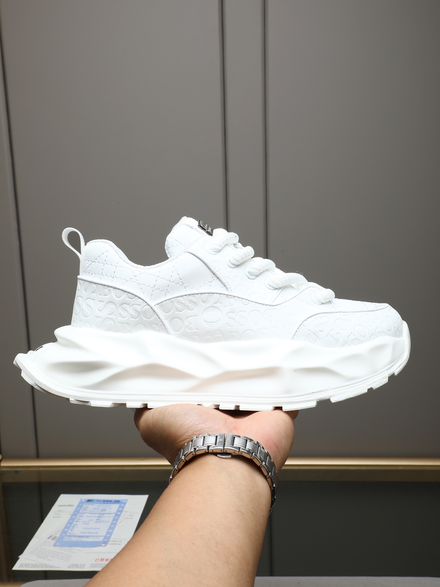 NO:779420,P【BOSS】New Milan fashion catwalk style, a must-have for fashionistas, cowhide embossed imported waterproof fabric breathable mesh special outsole size 39-44 (38 45 46 customized),,cowhide19860909P【BOSS】新品米兰时装走秀款大咖风范,时尚潮人必备牛皮压花进口防水布透气网里特供大底码数39-44（38 45 46定做）,,cowhide,Men's shoes