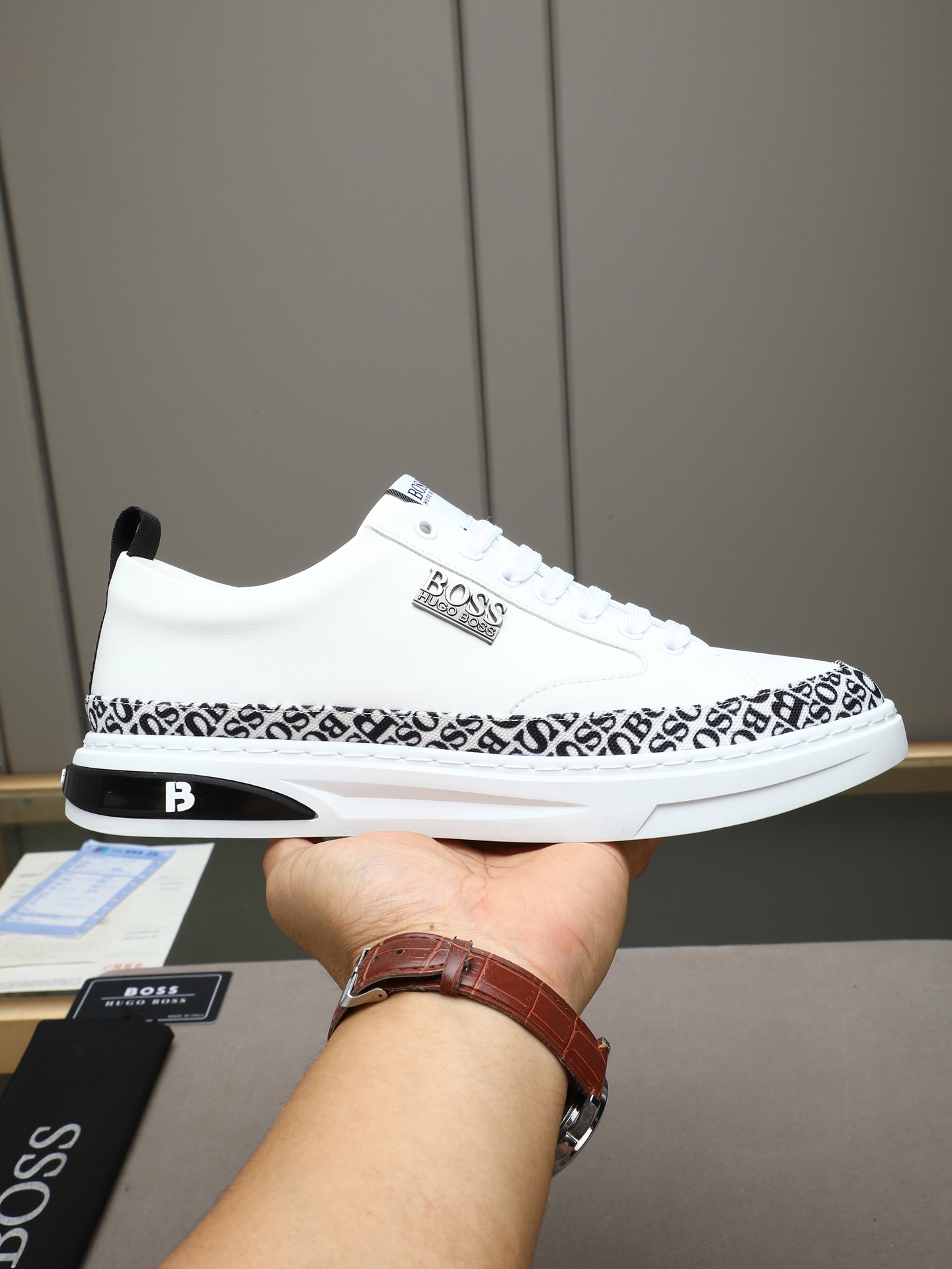 NO:954208,P BOSS’s hottest new model is coming!  The first-layer soft cowhide washed sheepskin private model outsole is trendy and fashionable!  Street bombing artifact 38-44 (45 customized) multi-color selection,cowhide19860909P BOSS劲爆新款来袭！头层软牛皮水洗羊里私模大底潮流时尚！炸街神器38-44(45定做)多色选,,cowhide,Men's shoes