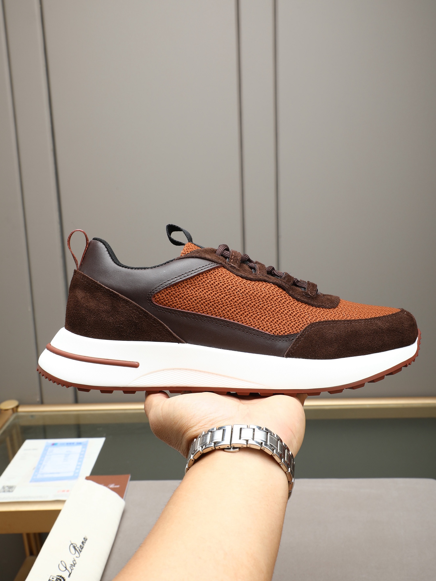 NO:887706,P LP new product on sale Loro Piana sneakers｜Made with first-layer cowhide breathable mesh｜Comprehensive one-to-one restoration of the counter process flow｜Installed with original molded rubber three-color combination technology outsole｜Sizes 38-44 (45.46 custom-made),,loro piana,loro piana,sneakers,cowhide19860909P LP新品发售 Loro Piana(诺悠翩雅)运动鞋｜采用头层牛皮透气网面制作｜全方位一比一复原专柜工艺流程｜加装原版开模橡胶三色组合工艺大底｜ 尺码38-44（45.46定做),,loro piana,loro piana,sneakers,cowhide,Men's shoes