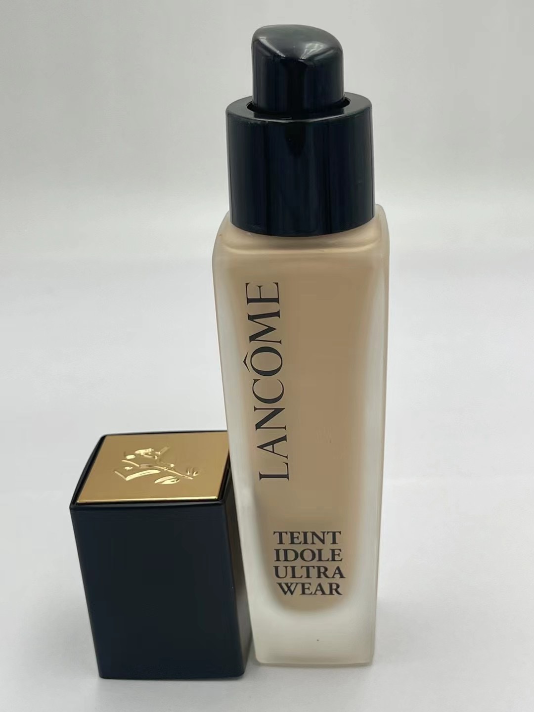 Louis Vuitton Haute Couture Couture Beauty Luxury Makeup Lipstick 3