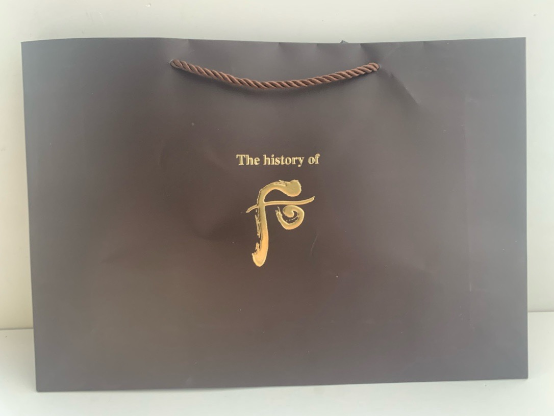 185💰
可配礼袋+中文标，对版包材，该有的细节都有，支持对比，明通市场认可版本✔️Whoo后天气丹七件套明通版！whoo后天气丹七件套增量款！新款天气丹精华中样由8ml增至10ml，天气丹眼霜中样由5ml增至8ml。