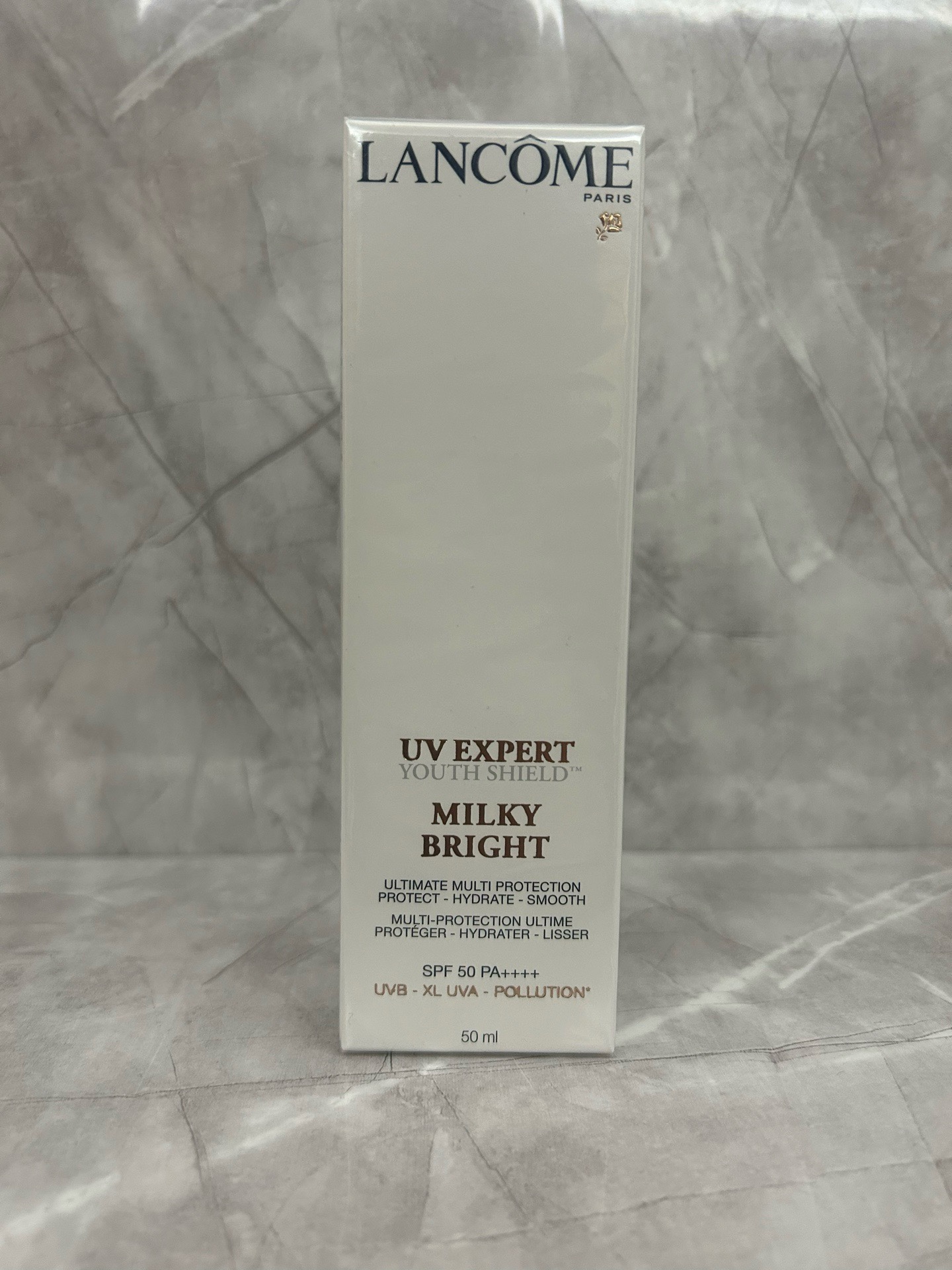 35! Nota al hacer pedido: ¡Protector solar小白管 tipo hidratante! Protector solar Lancôme小白管 versión 明通 50ml, tipo hidrata…
