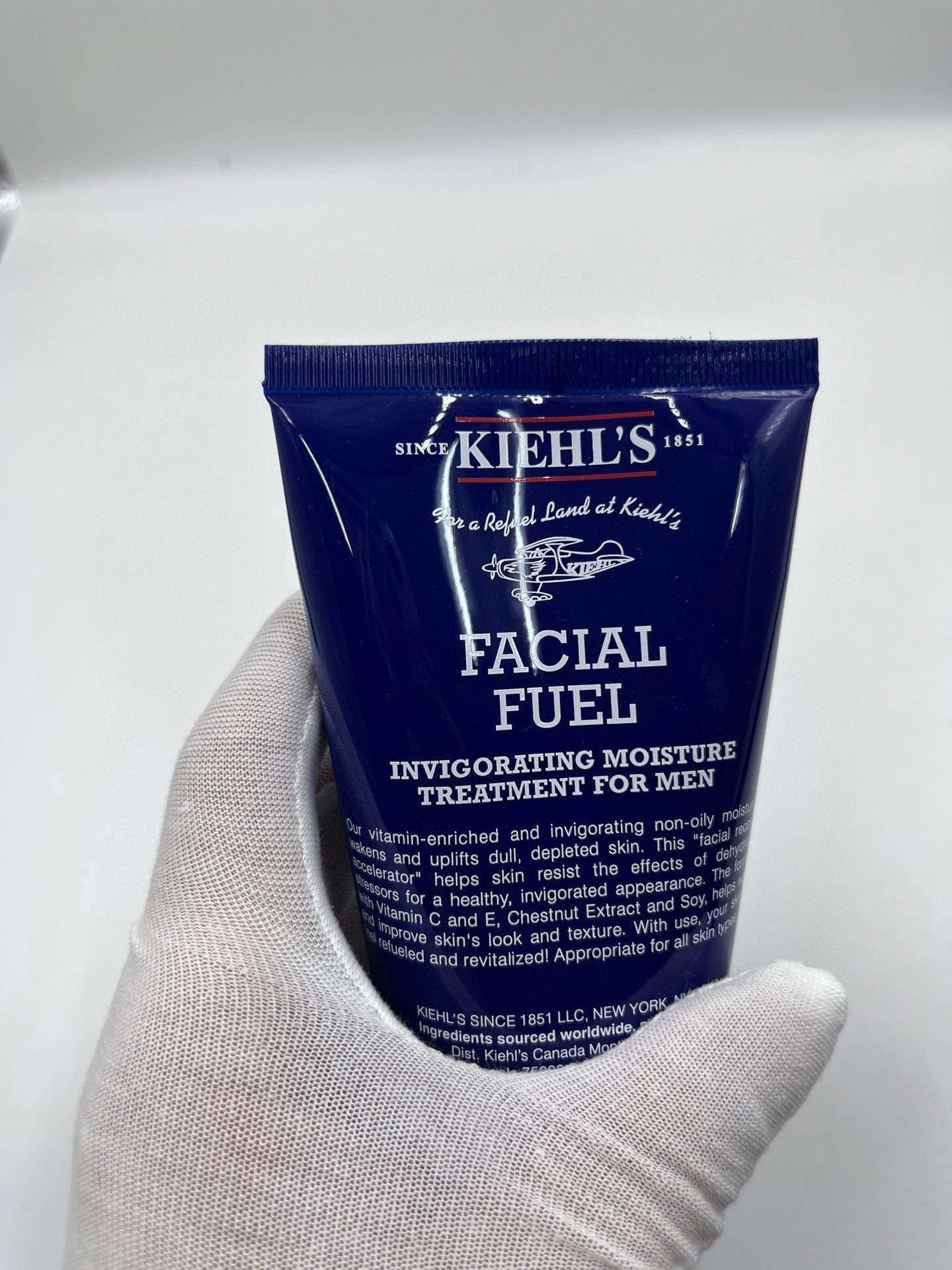 50💰
科颜氏男士洗面奶250ml
科颜氏男士乳液125ml