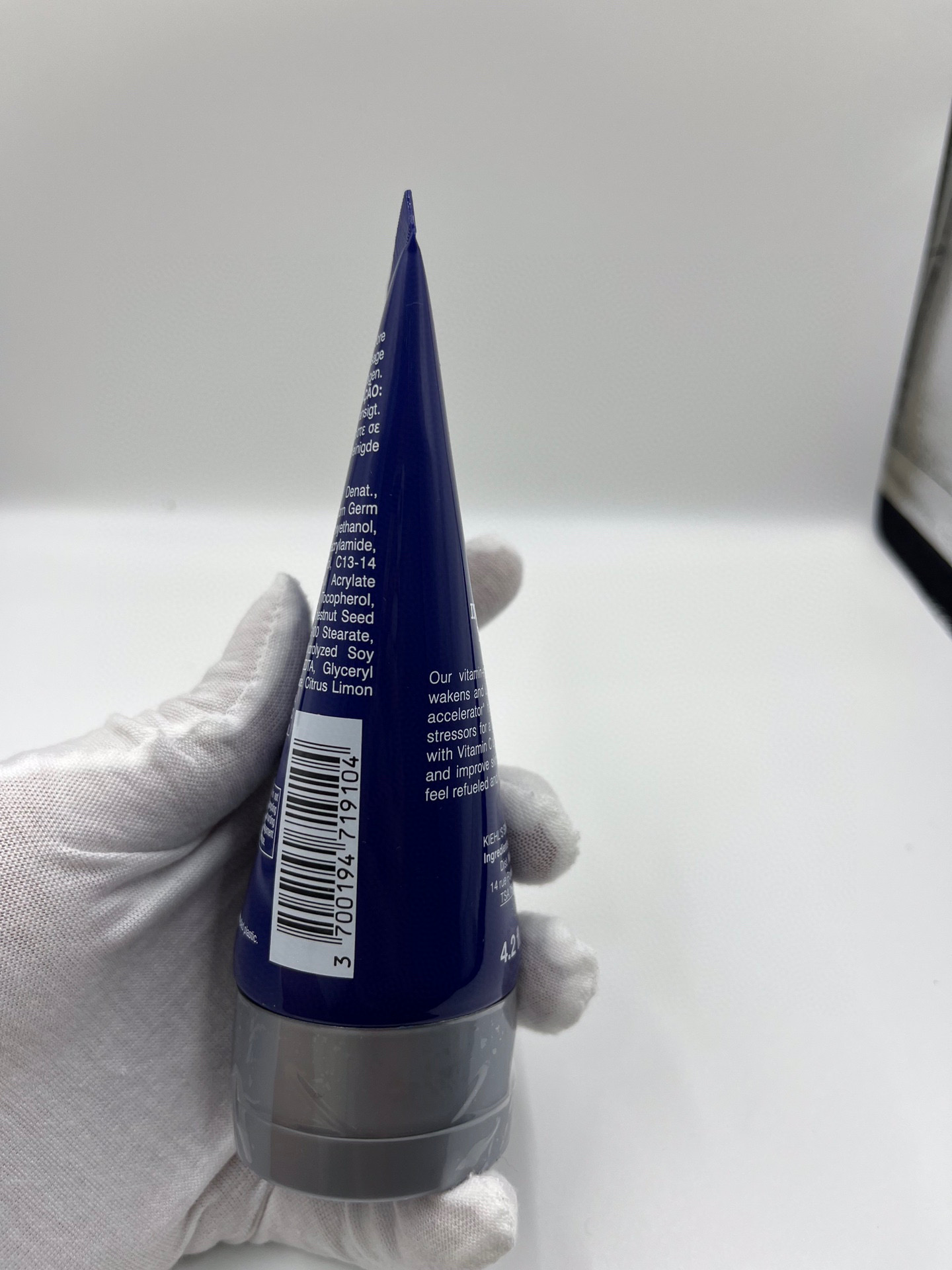 50💰
科颜氏男士洗面奶250ml
科颜氏男士乳液125ml