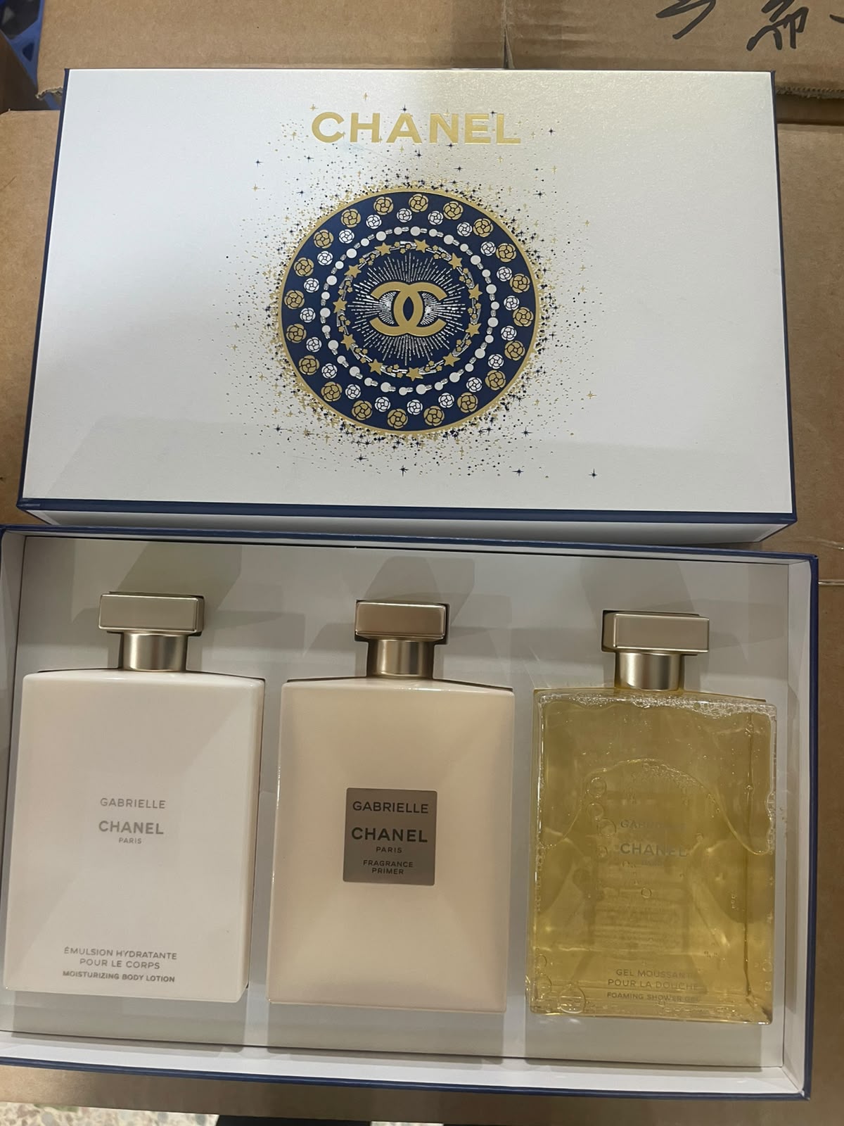 130！（nota del pedido: set de tres productos estrella Chanel Gabrielle） Set de tres productos estrella Chanel …