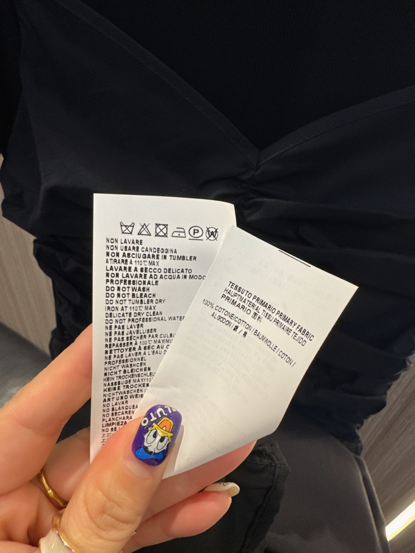 ✨✨✨MM6 ✨✨✨2026新款连衣裙💫撞色拼接假两件连衣裙，胸前精致压褶设计打破单调！一件衣服两种风格