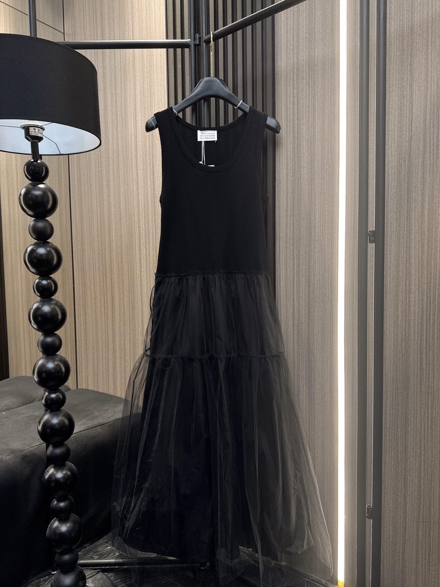 ✨✨✨玛吉拉✨✨✨2025秋冬新款连衣裙💫玛吉拉针织连衣裙 70%羊毛30%棉 高级质感 圆领设计简约大