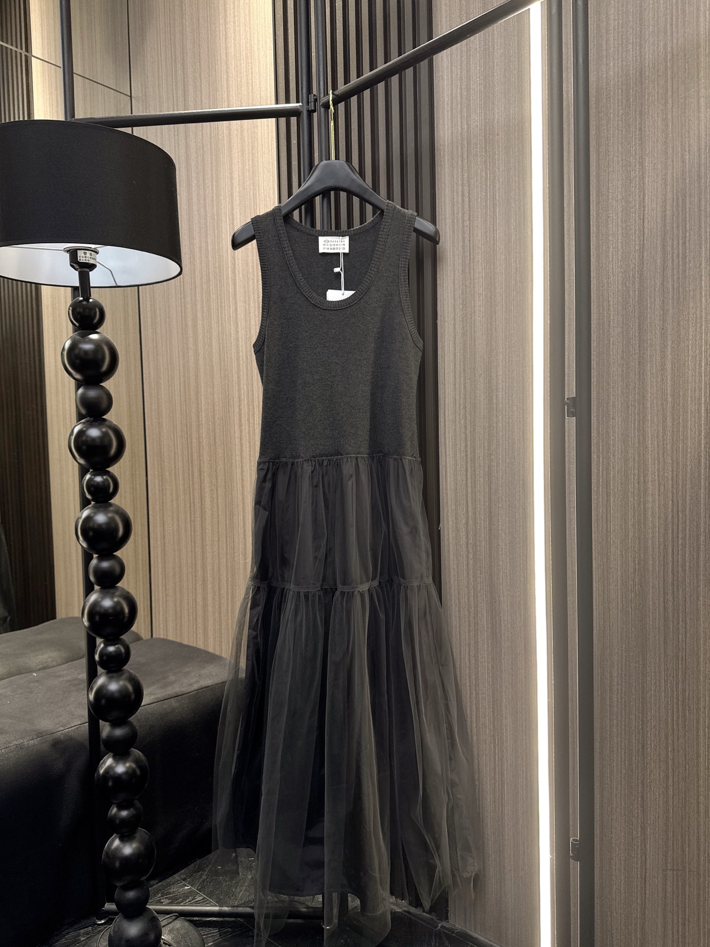 ✨✨✨玛吉拉✨✨✨2025秋冬新款连衣裙💫玛吉拉针织连衣裙 70%羊毛30%棉 高级质感 圆领设计简约大