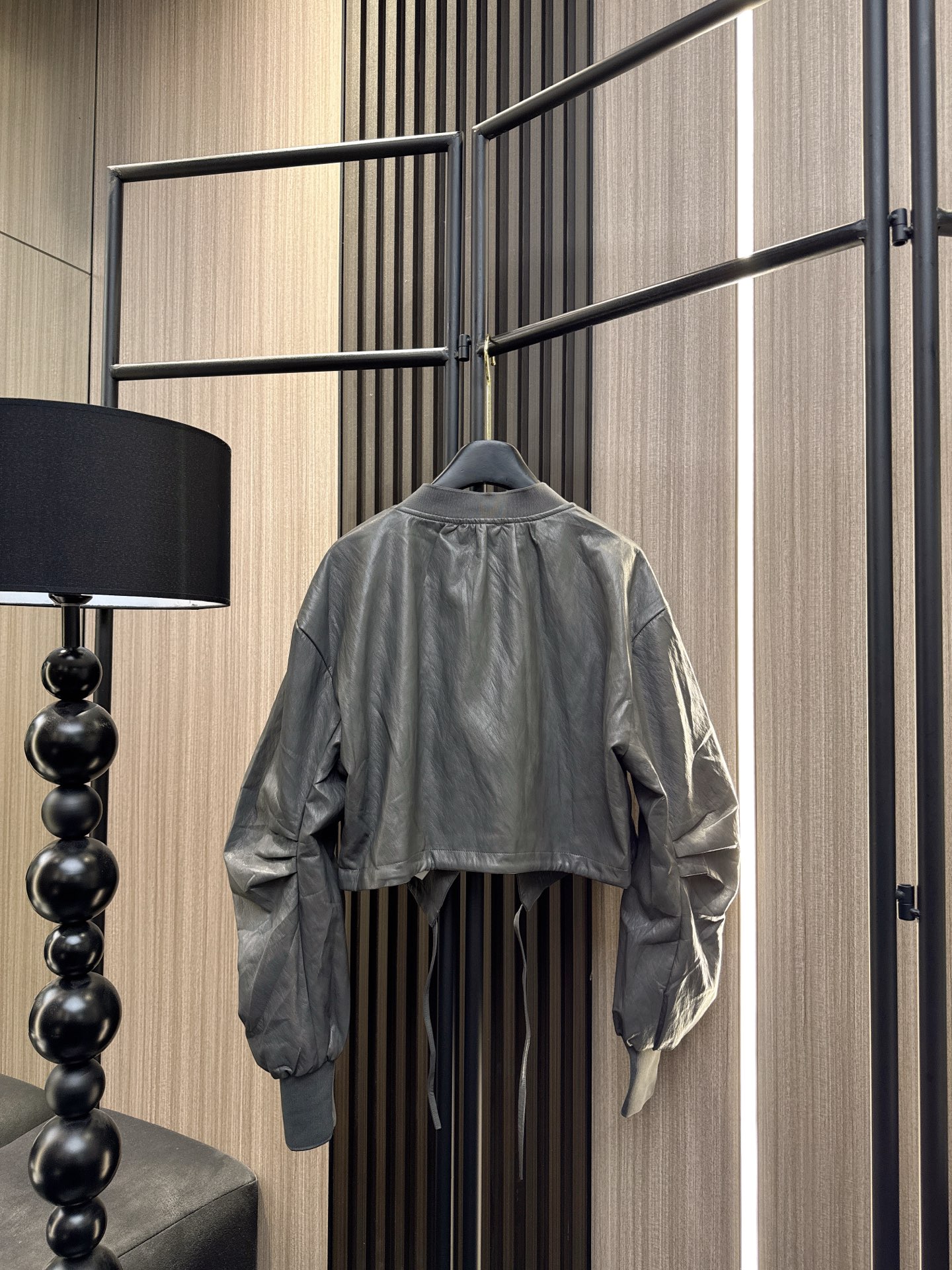 ✨✨✨玛吉拉✨✨✨【2025秋冬重磅上新】玛吉拉风PU皮外套，高级感不撞款！螺纹拼接+溜肩设计，慵懒又显