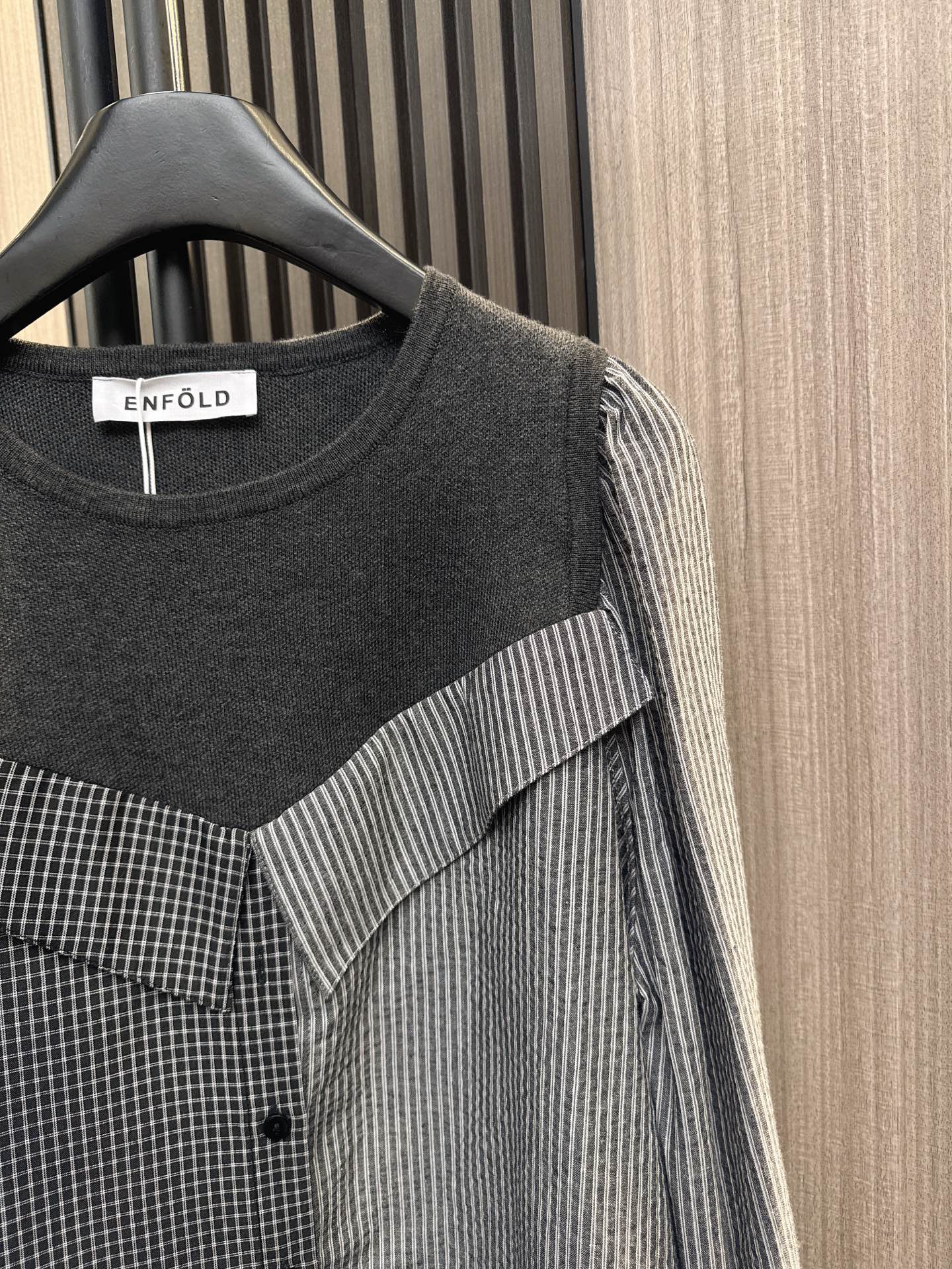 ✨✨✨ENFOLD✨✨✨ 2025秋冬新款💫条纹格子衬衫拼接针织假两件上衣，一件搞定所有搭配！精选优质面