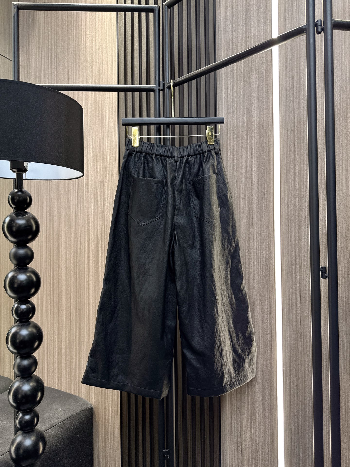 ✨✨✨ACNE✨✨✨ 2025秋冬新款💫新潮PU皮假两件七分裤，时尚百搭显瘦神器！精选优质PU皮面料，挺