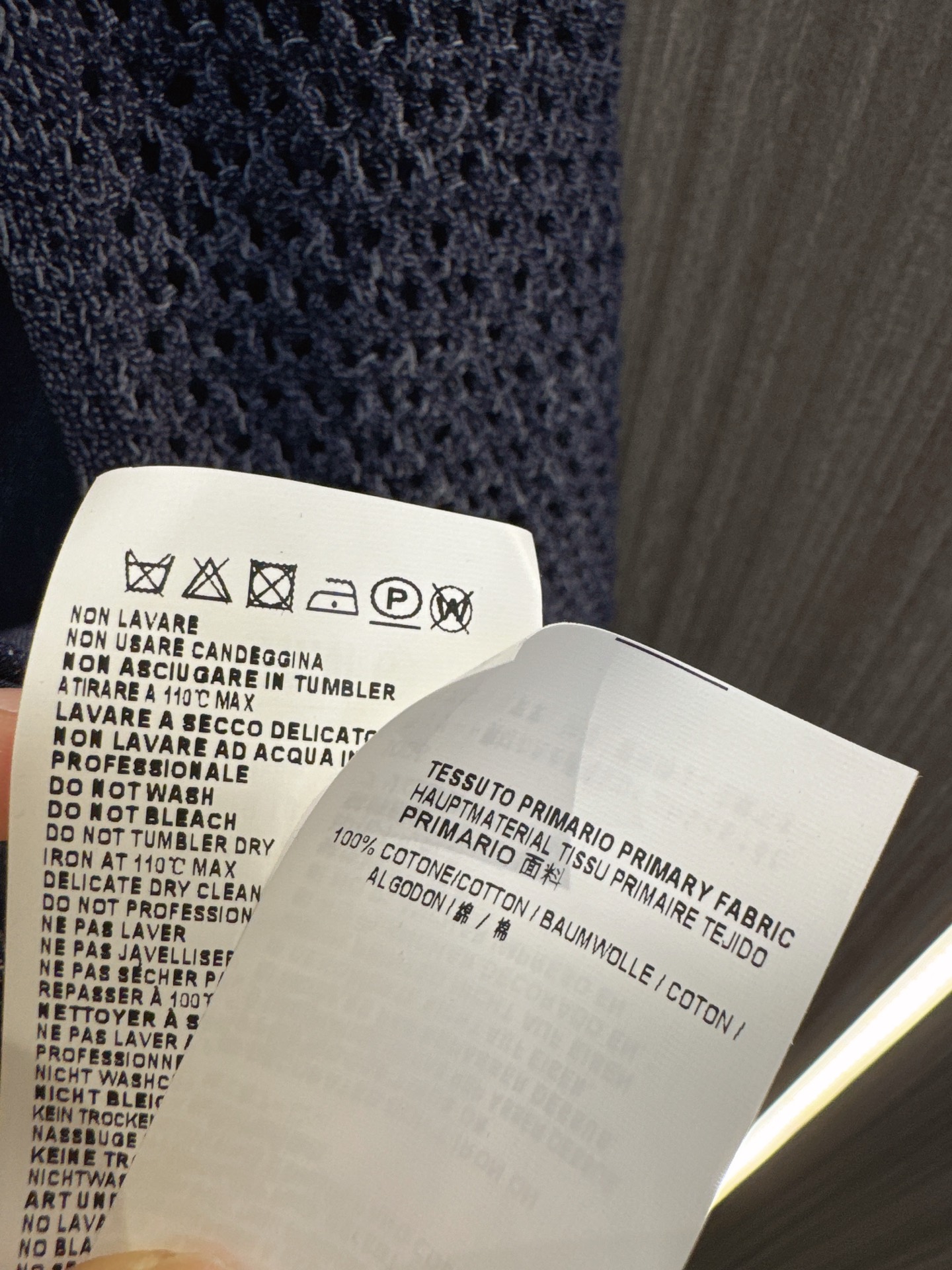 ✨✨✨玛吉拉✨✨✨ 2025秋冬新款💫时尚女孩必入！玛吉拉大三角披巾+V领牛仔外套两件套，一衣多穿超实用