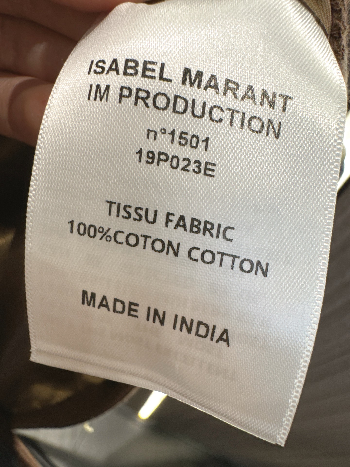 ✨✨✨伊莎贝尔✨✨✨ 2025秋冬新款钩花口袋牛仔马甲，精致钩花设计搭配口袋，百搭又减龄！精选优质牛仔面