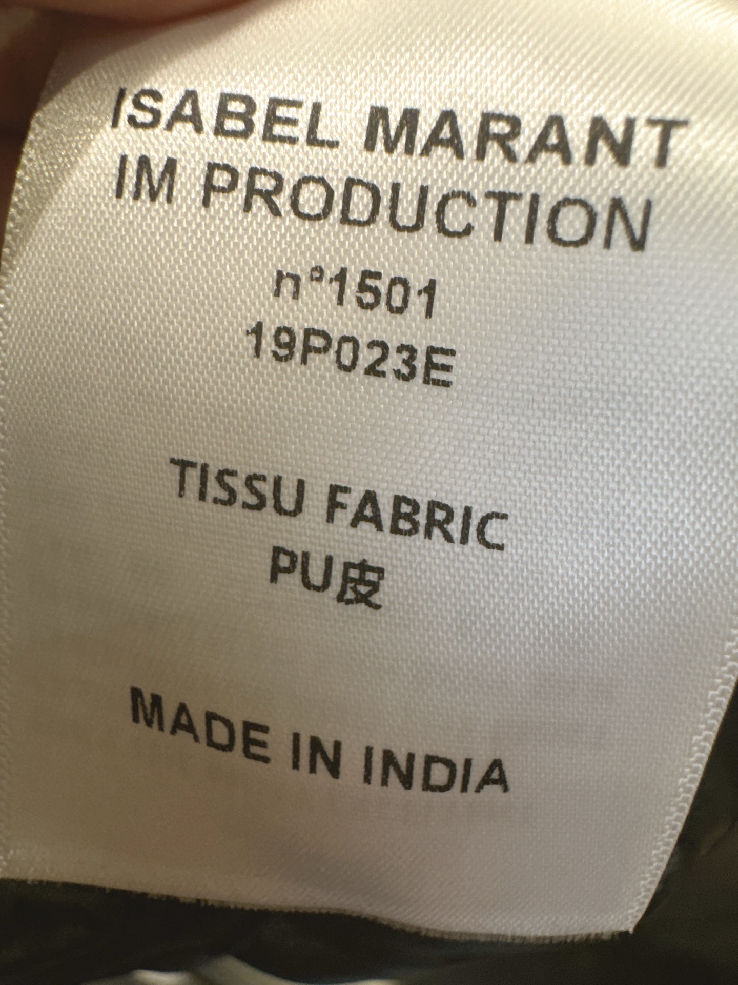 ✨✨✨伊莎贝尔✨✨✨2025秋冬新款💫 PU圆领大口袋外套来袭！✨ 简约圆领设计+超能装大口袋，搭配下摆