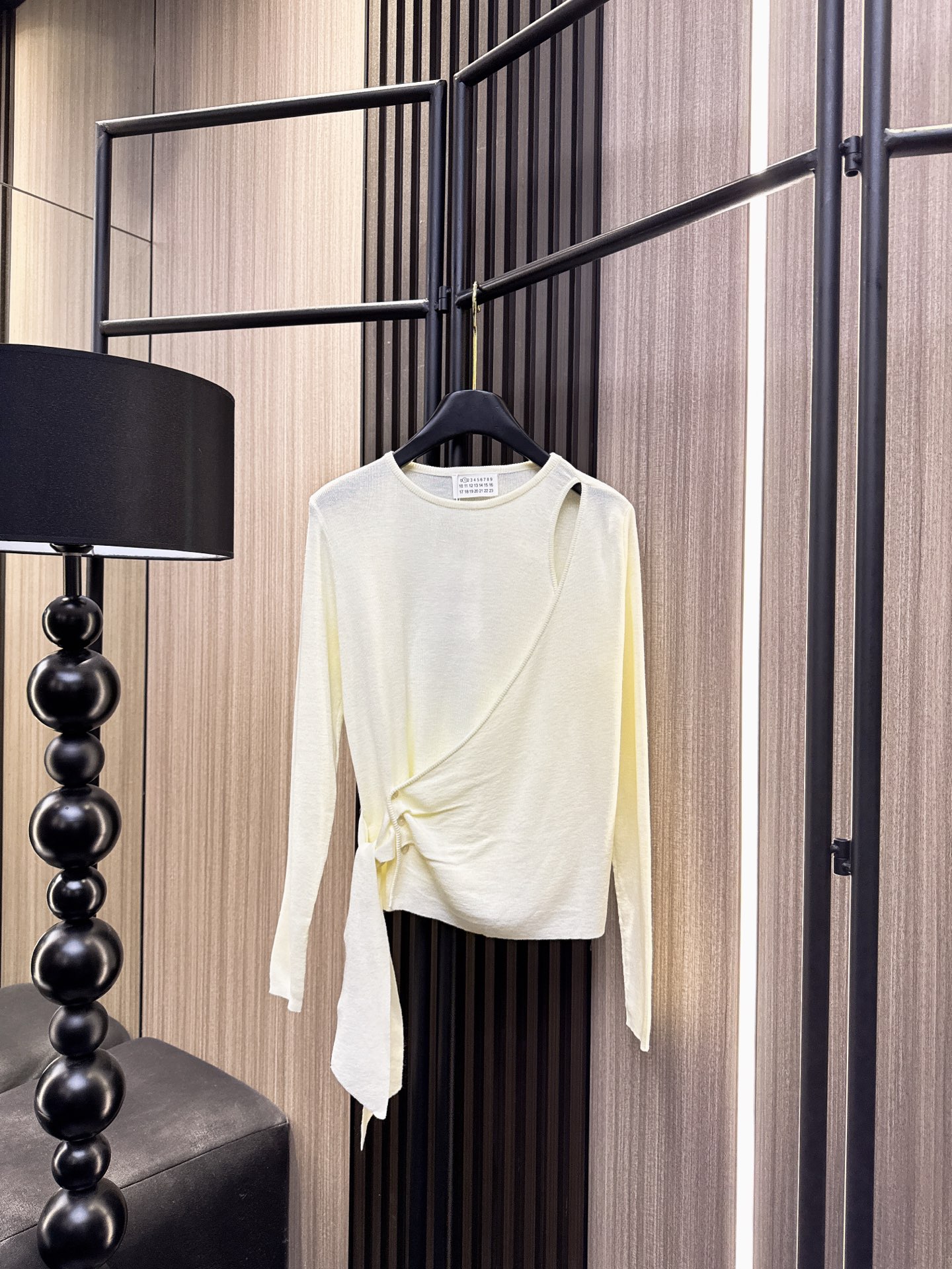 ✨✨✨玛吉拉✨✨✨2025秋冬新款💫 气质女神必备！精选70%羊毛+30%棉混纺面料，柔软亲肤又保暖。独