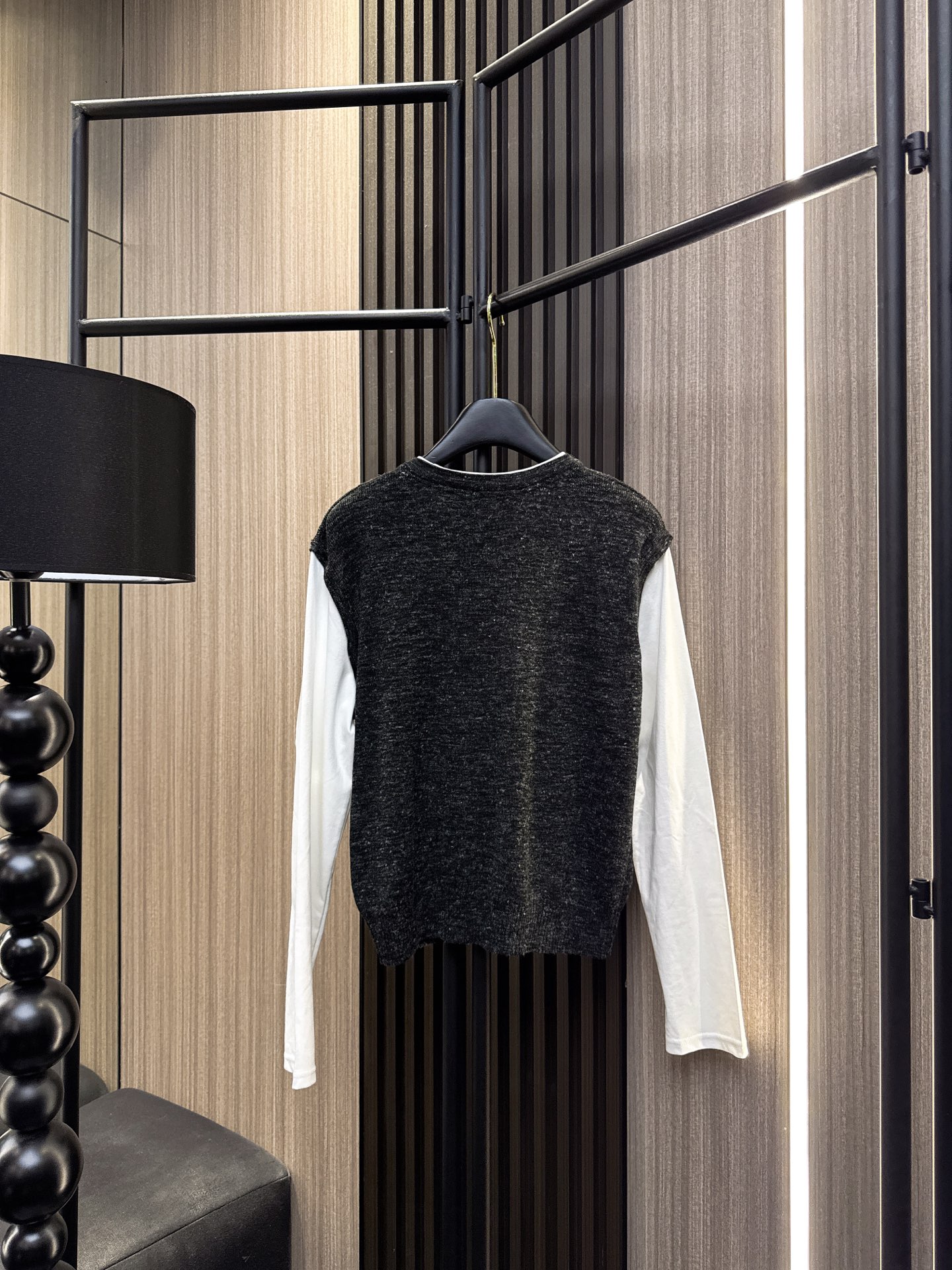 ✨✨✨玛吉拉✨✨✨2025秋冬新款💫 玛吉拉系列假两件上衣，精选20%羊绒+80%优质棉混纺面料，柔软亲